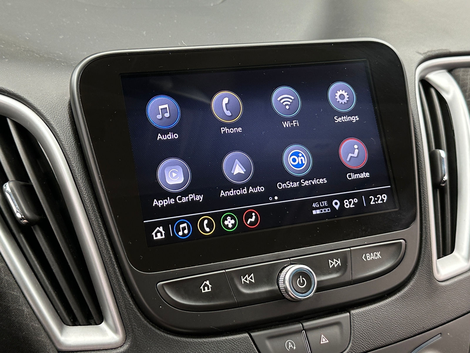 Thumbnail: 2024 Chevrolet Malibu - 4