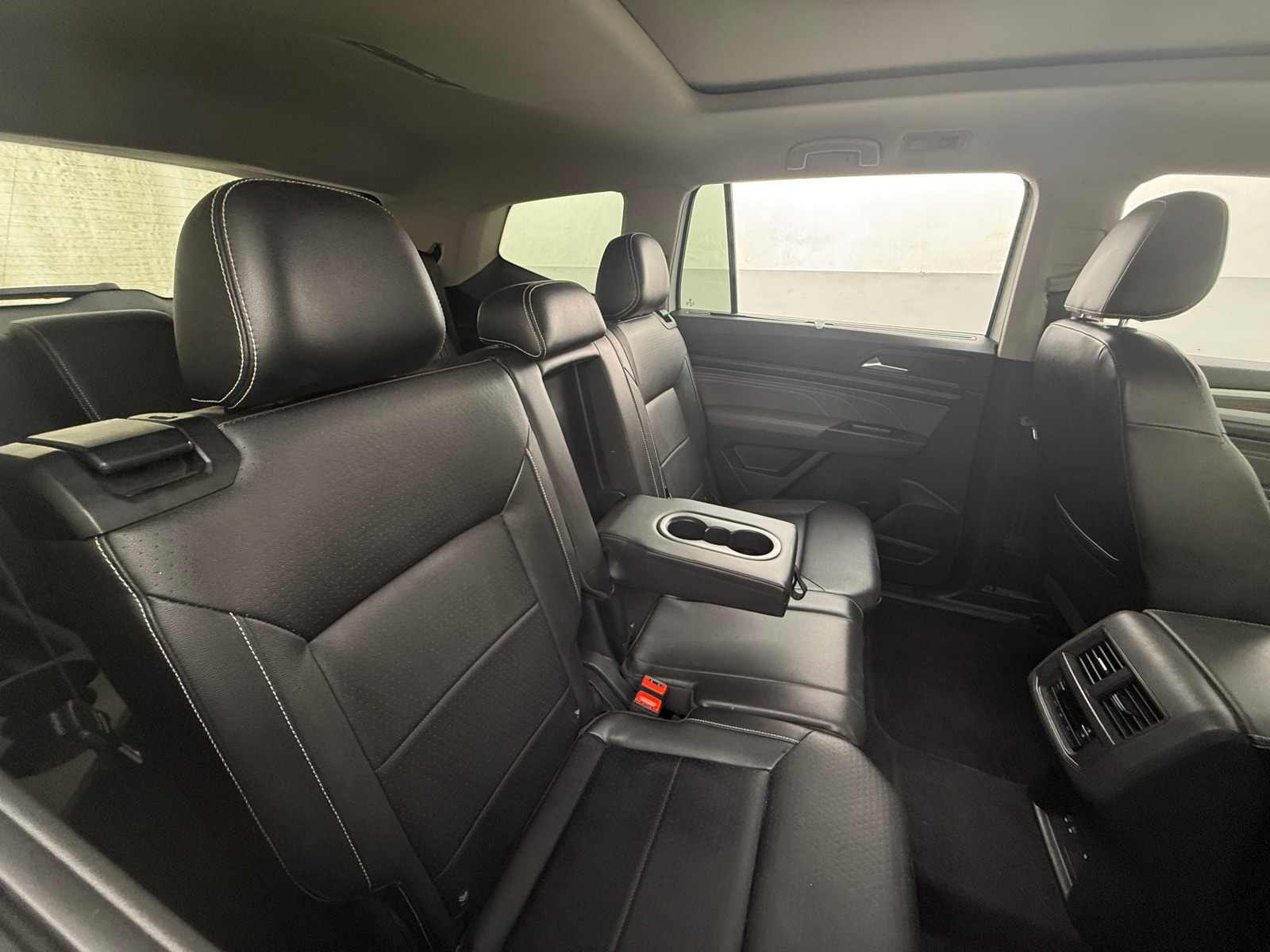 Thumbnail: 2022 Volkswagen Atlas - 6