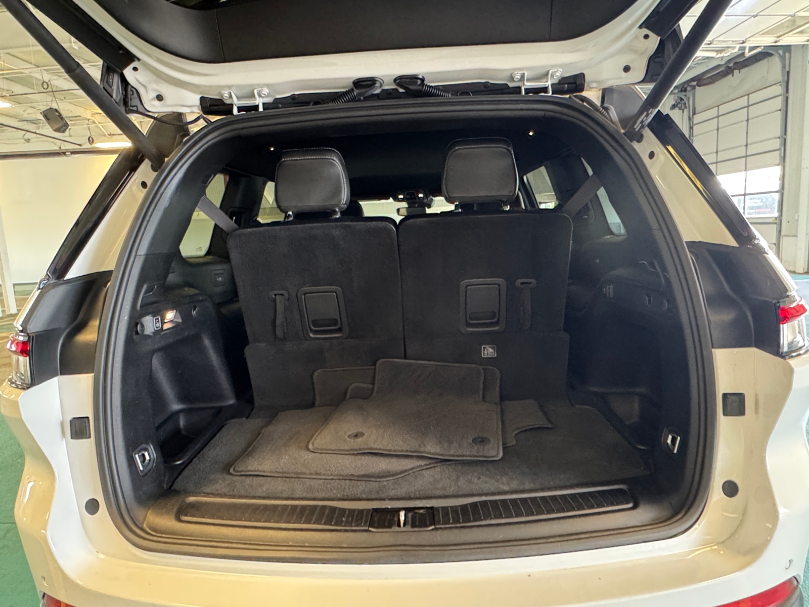 Thumbnail: 2021 Jeep Grand Cherokee L - 7