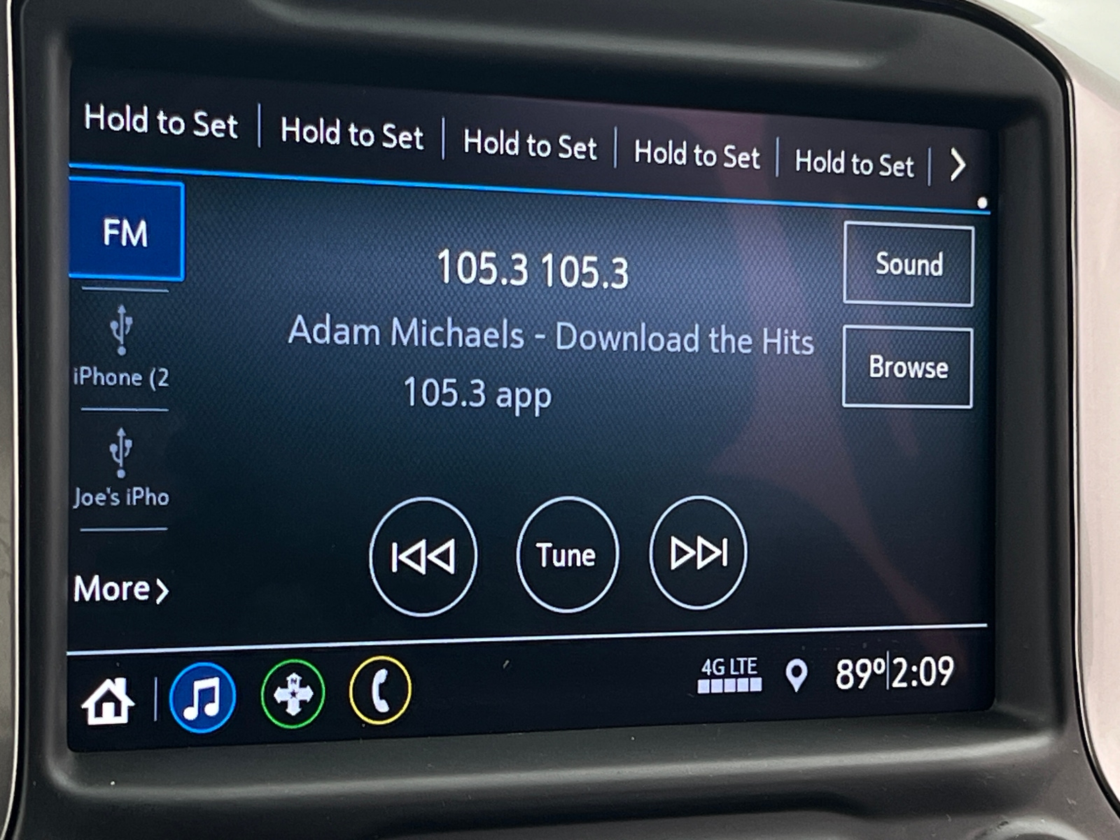 Thumbnail: 2021 Chevrolet Silverado 1500 - 4