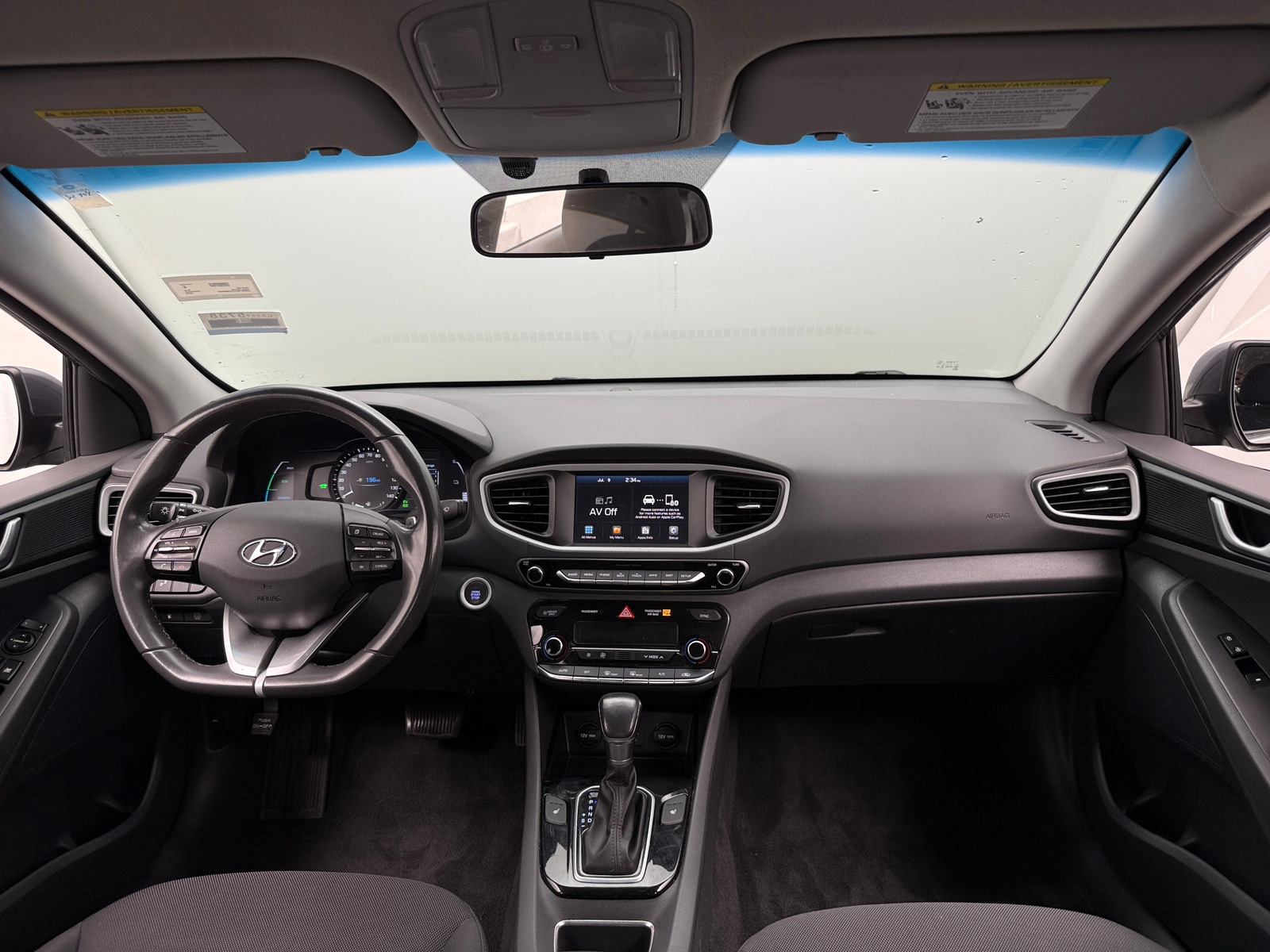 Thumbnail: 2018 Hyundai Ioniq - 3