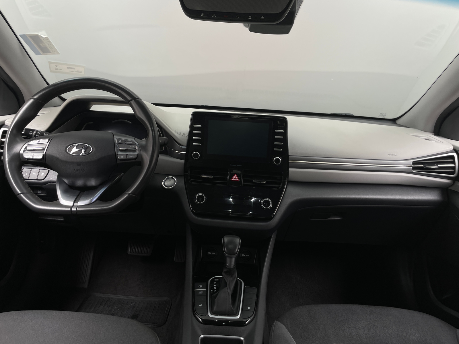 Thumbnail: 2020 Hyundai Ioniq - 3