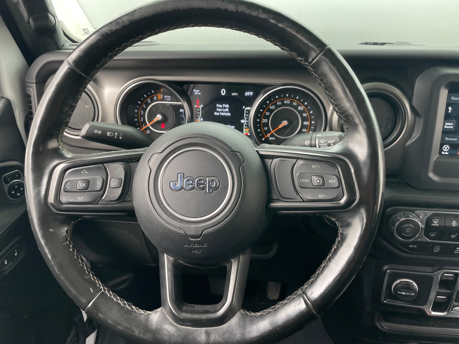 Thumbnail: 2022 Jeep Gladiator - 5