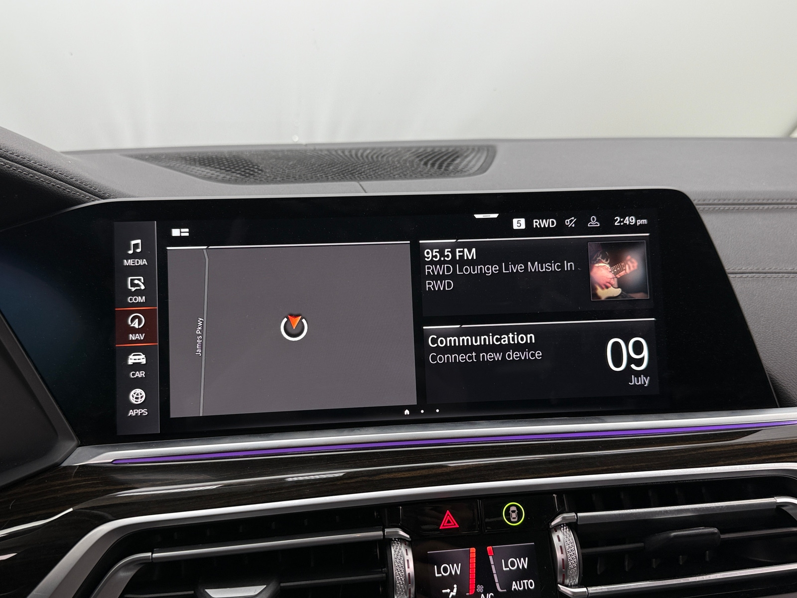 Thumbnail: 2021 BMW X7 - 3