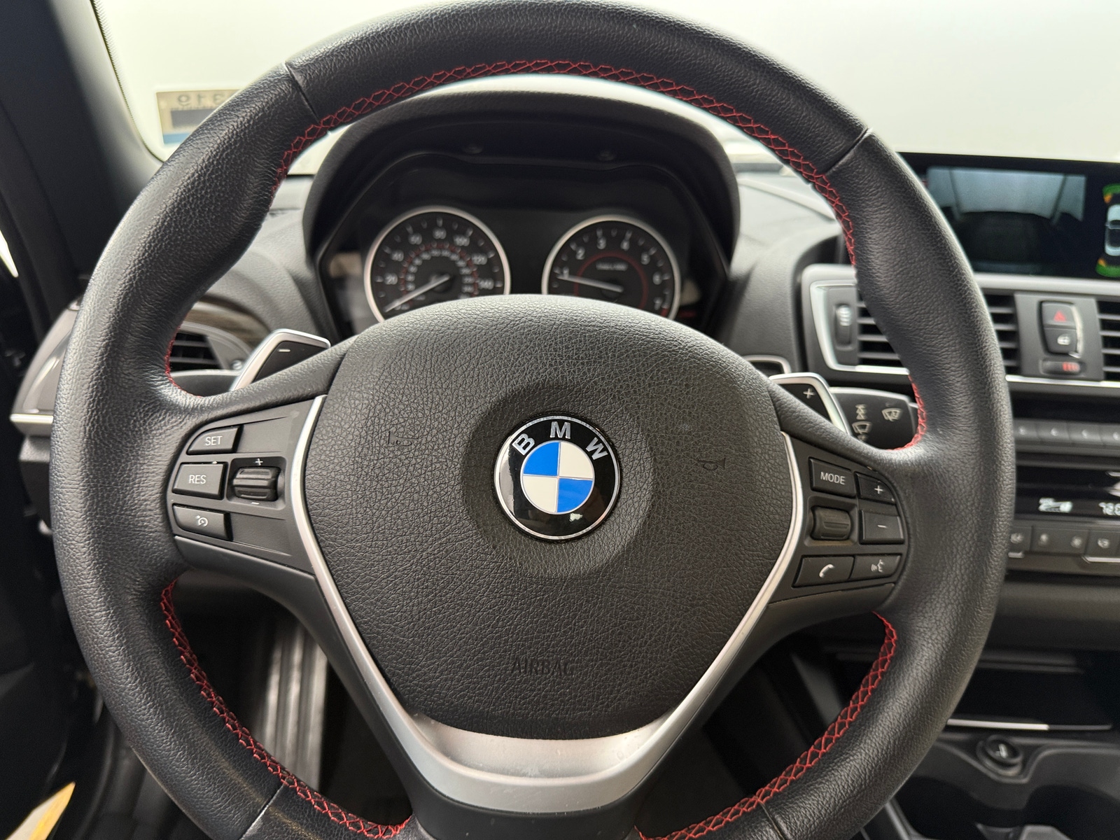 Thumbnail: 2016 BMW 2 Series - 4