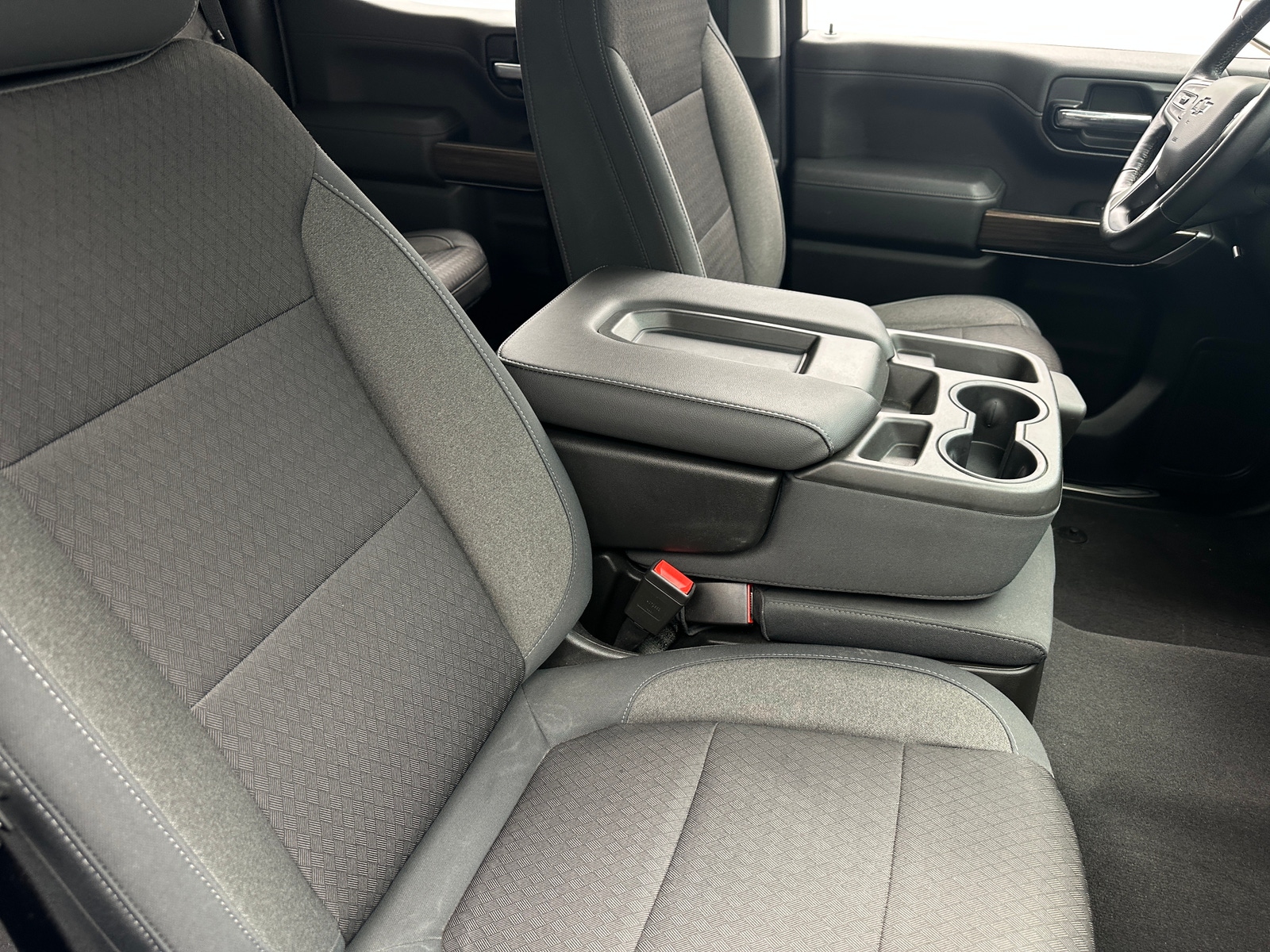 Thumbnail: 2019 Chevrolet Silverado 1500 - 2