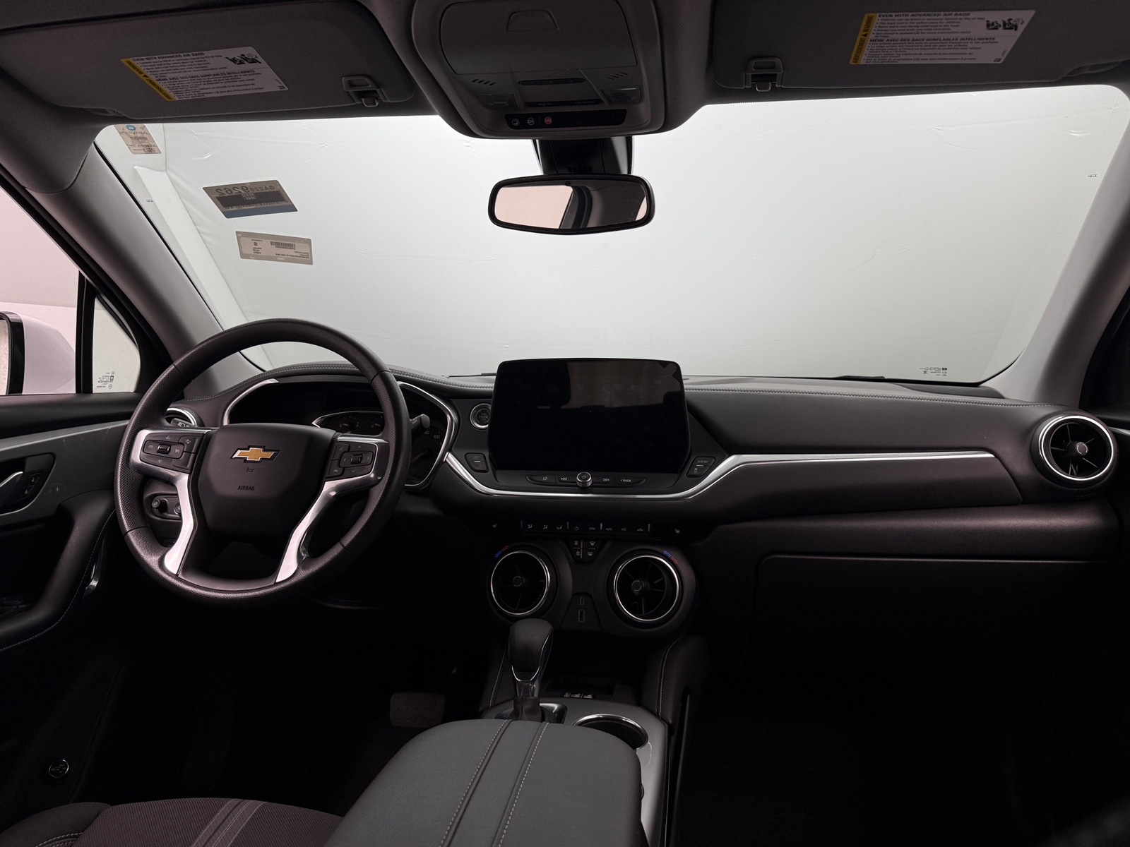 Thumbnail: 2023 Chevrolet Blazer - 3