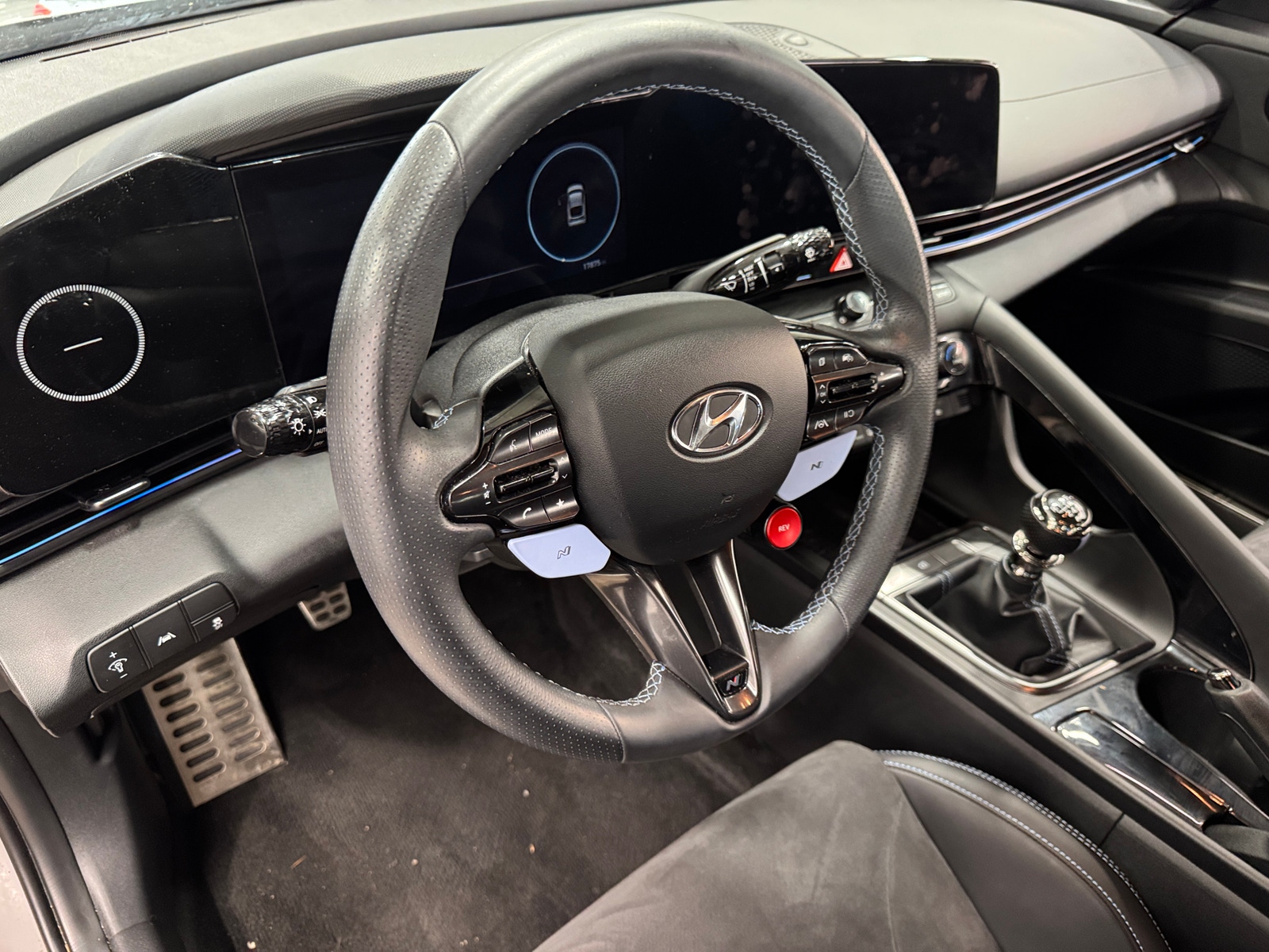 Thumbnail: 2023 Hyundai Elantra - 2