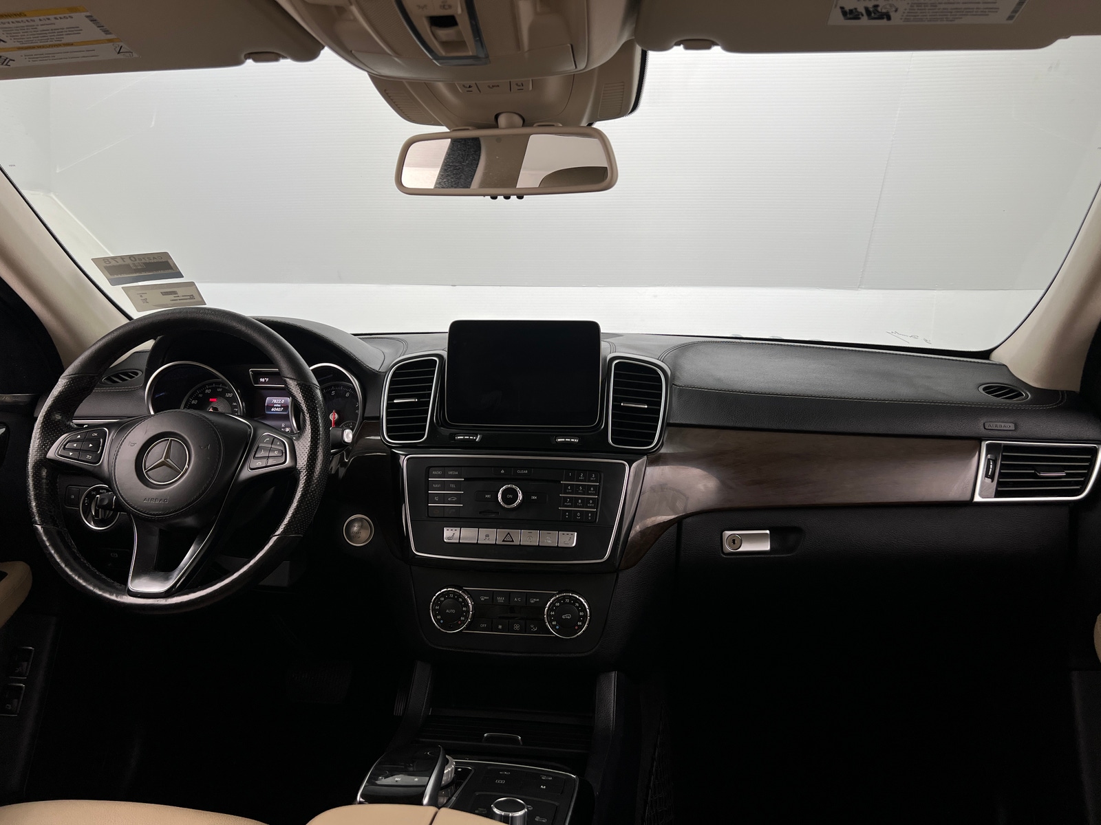 Thumbnail: 2019 Mercedes-Benz GLS - 2