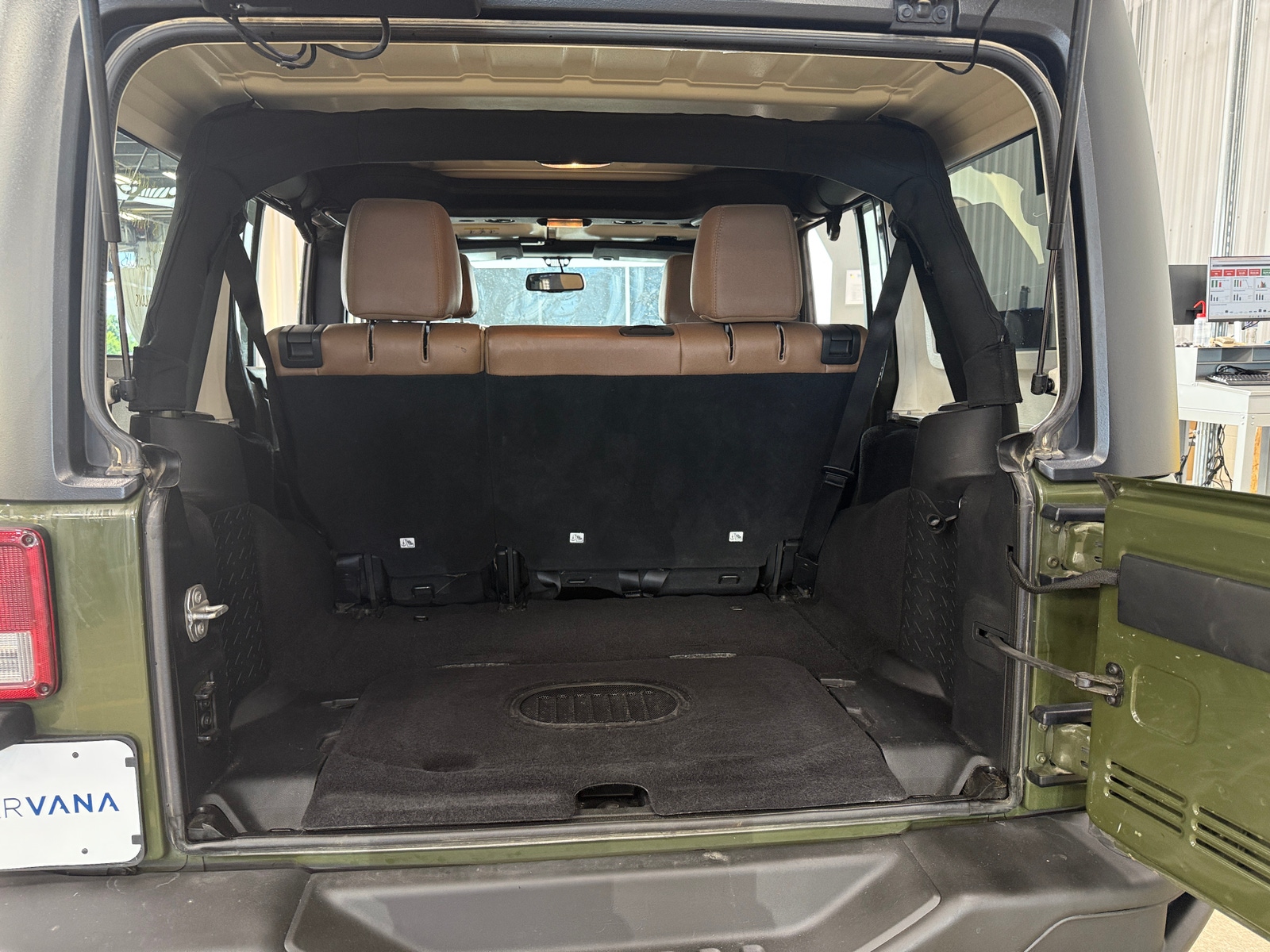 Thumbnail: 2016 Jeep Wrangler - 6