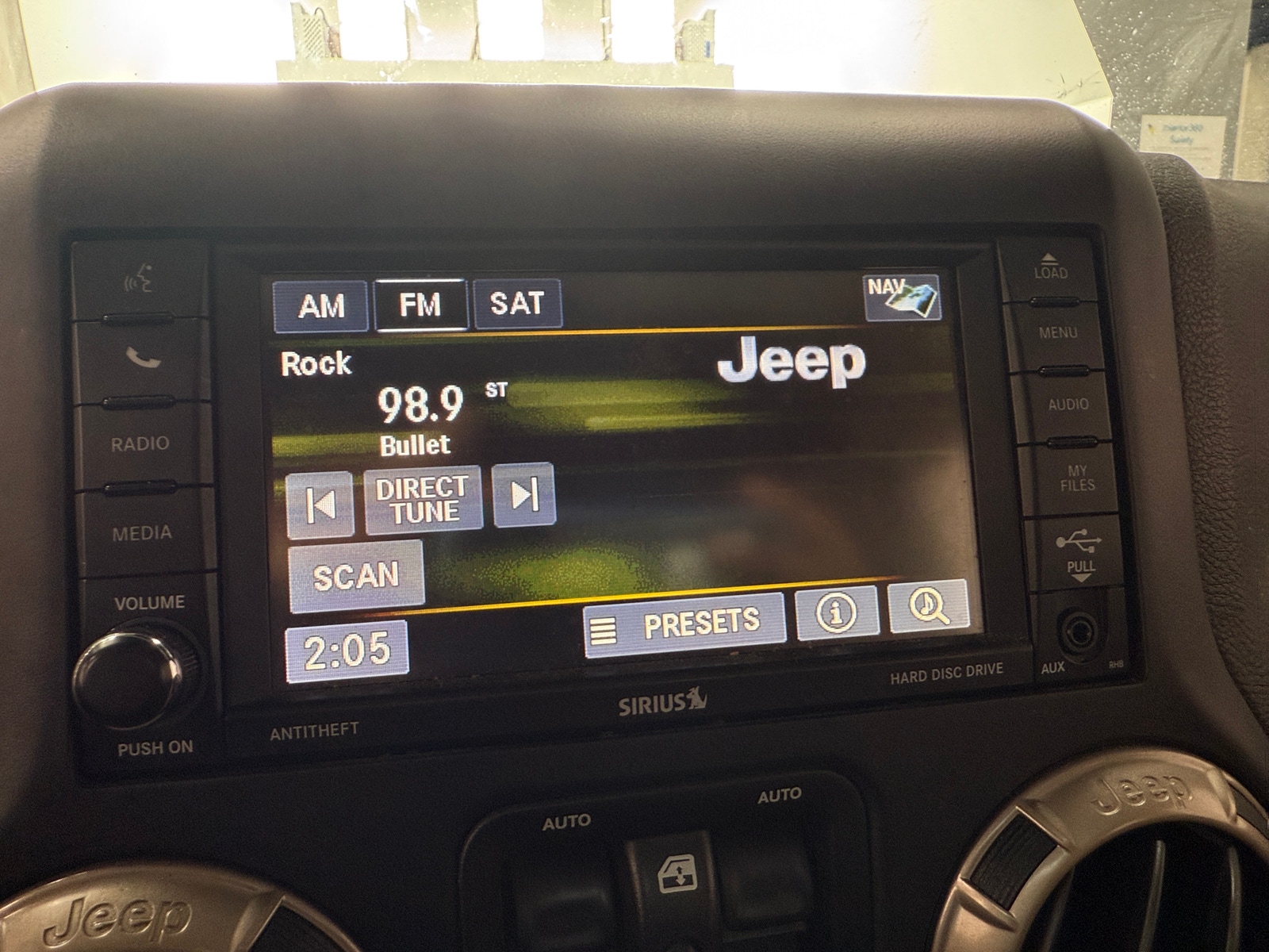 Thumbnail: 2016 Jeep Wrangler - 3
