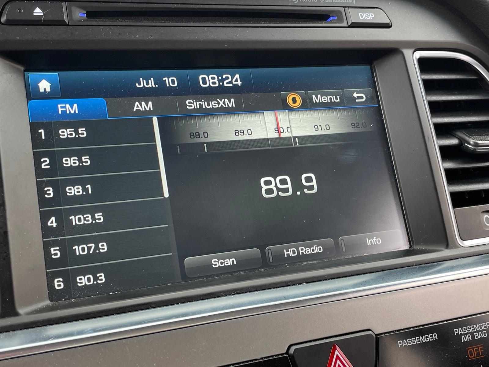 Thumbnail: 2016 Hyundai Sonata - 3