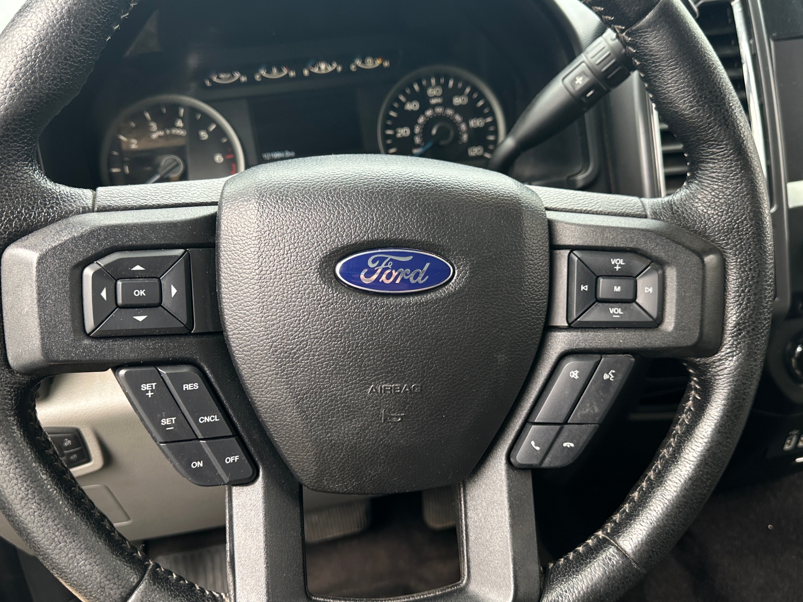 Thumbnail: 2016 Ford Econoline - 5