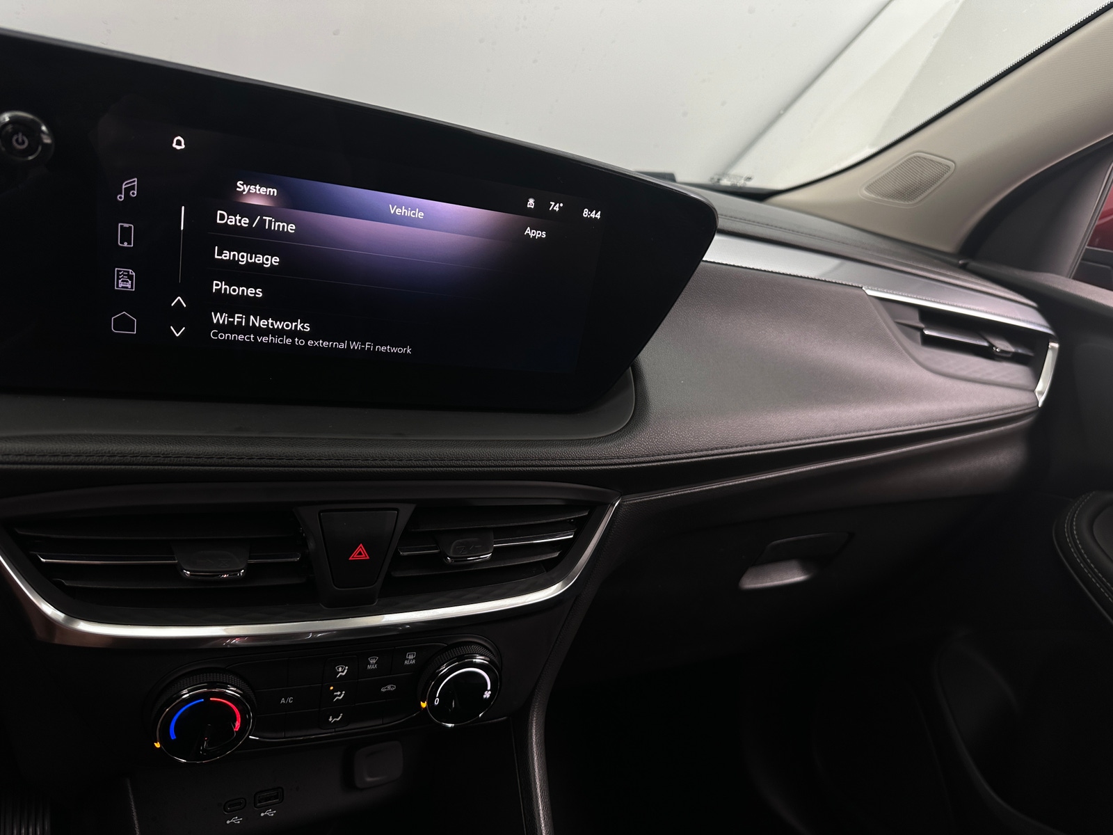 Thumbnail: 2024 Buick Encore GX - 3