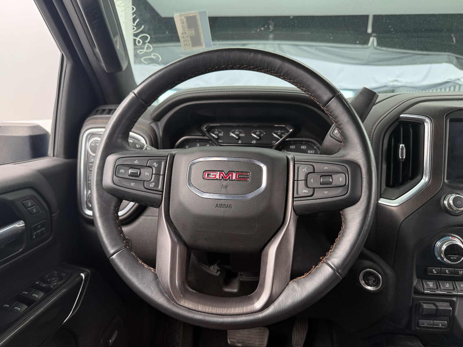 Thumbnail: 2022 GMC Sierra 2500 - 4