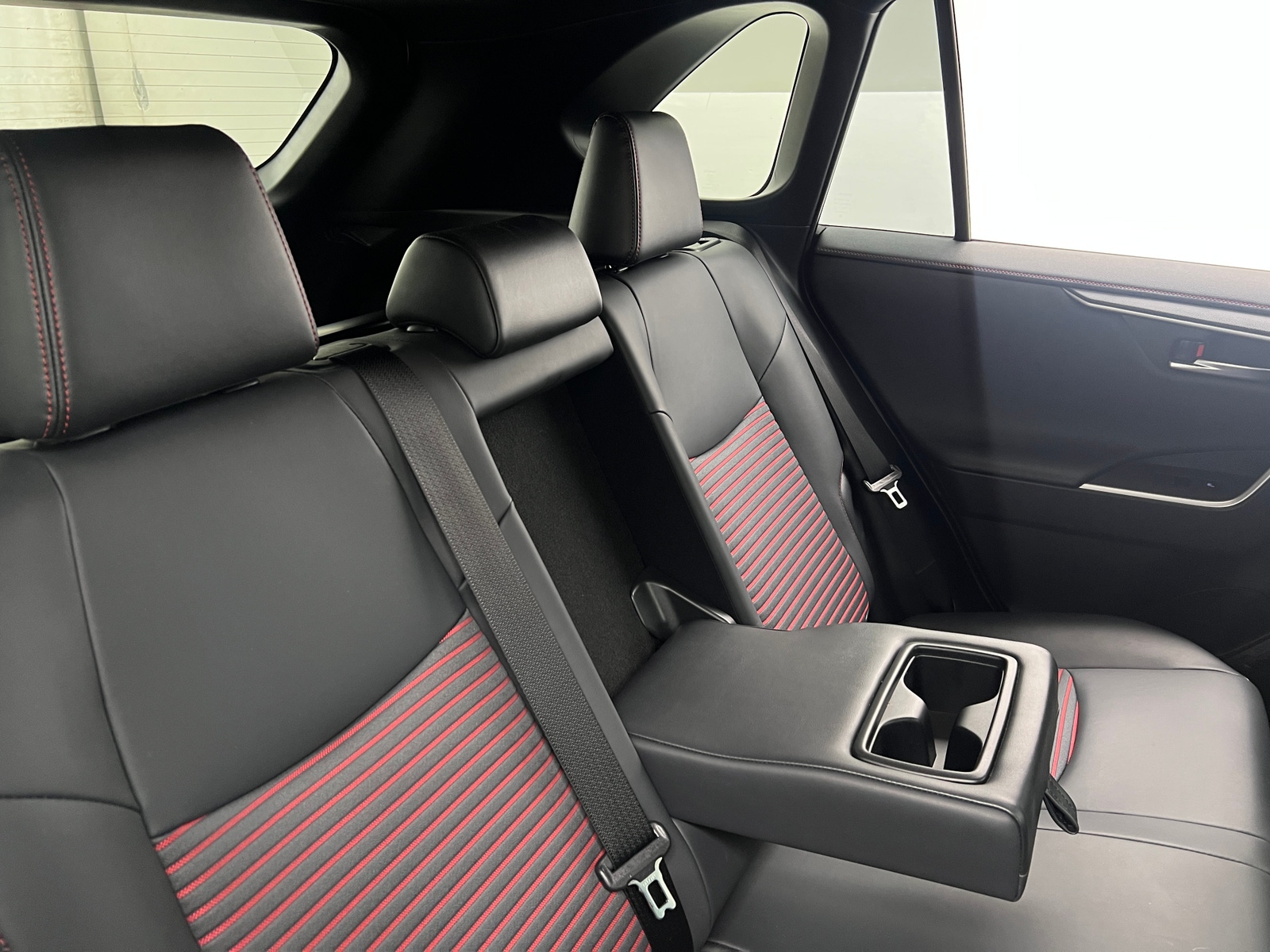 Thumbnail: 2021 Toyota RAV4 - 5
