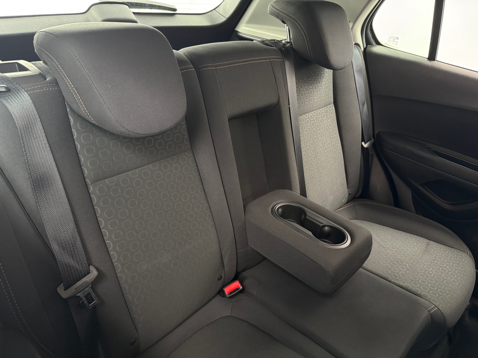 Thumbnail: 2017 Chevrolet Trax - 6
