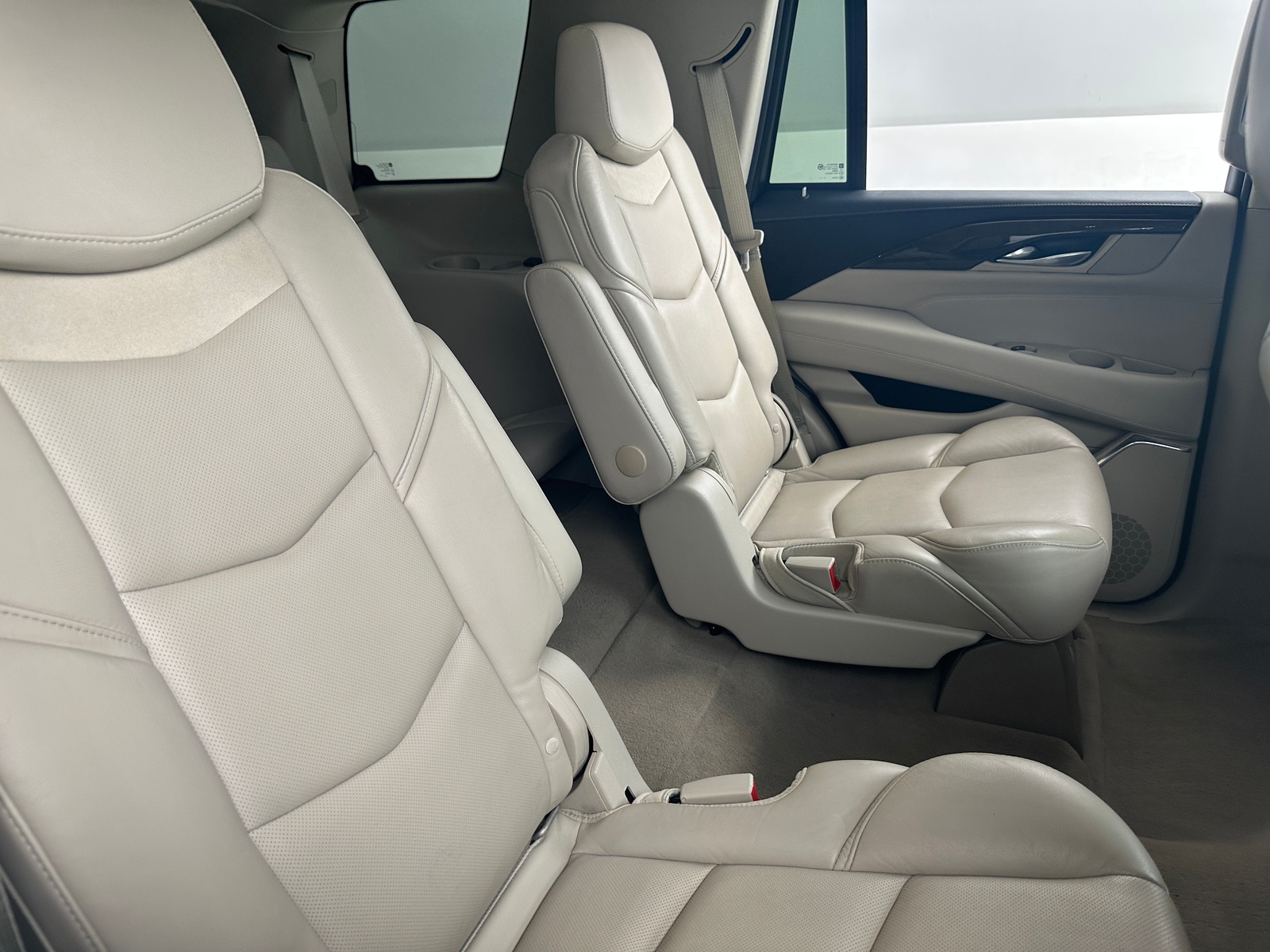 Thumbnail: 2018 Cadillac Escalade - 5