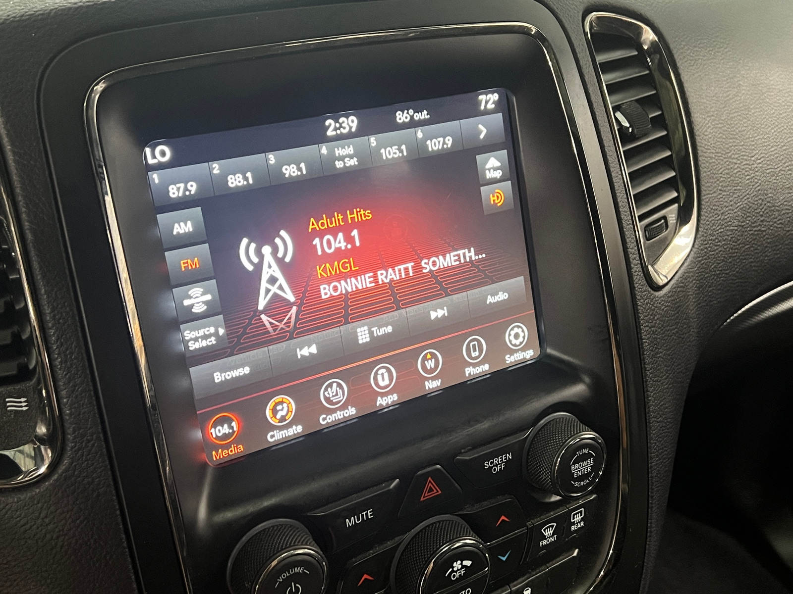 Thumbnail: 2020 Dodge Durango - 3