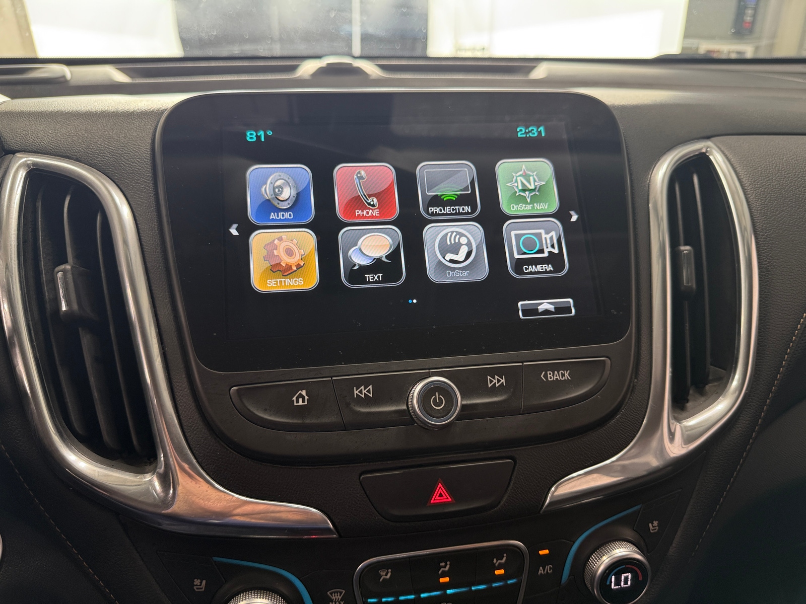 Thumbnail: 2018 Chevrolet Equinox - 3