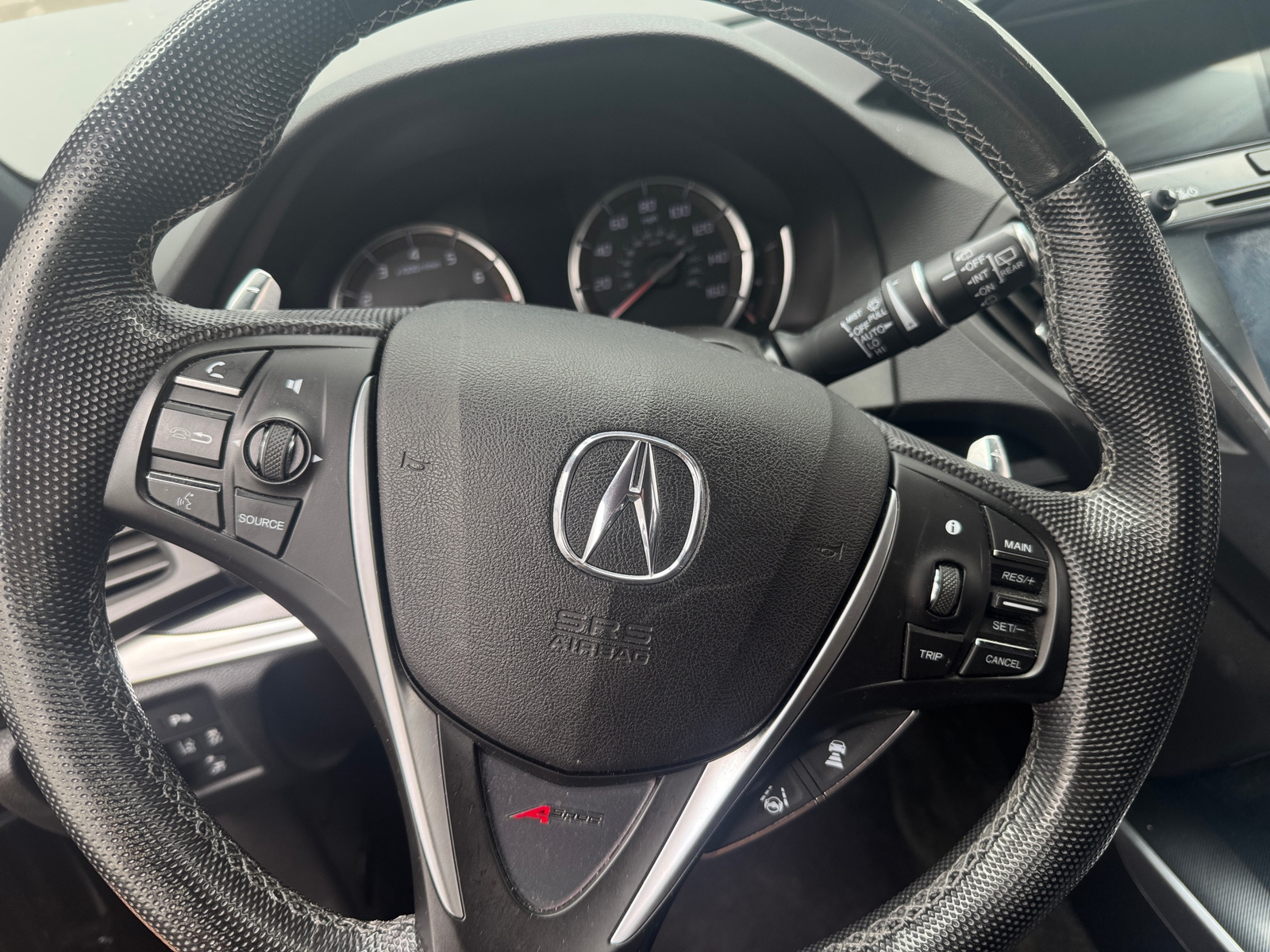 Thumbnail: 2019 Acura MDX - 4