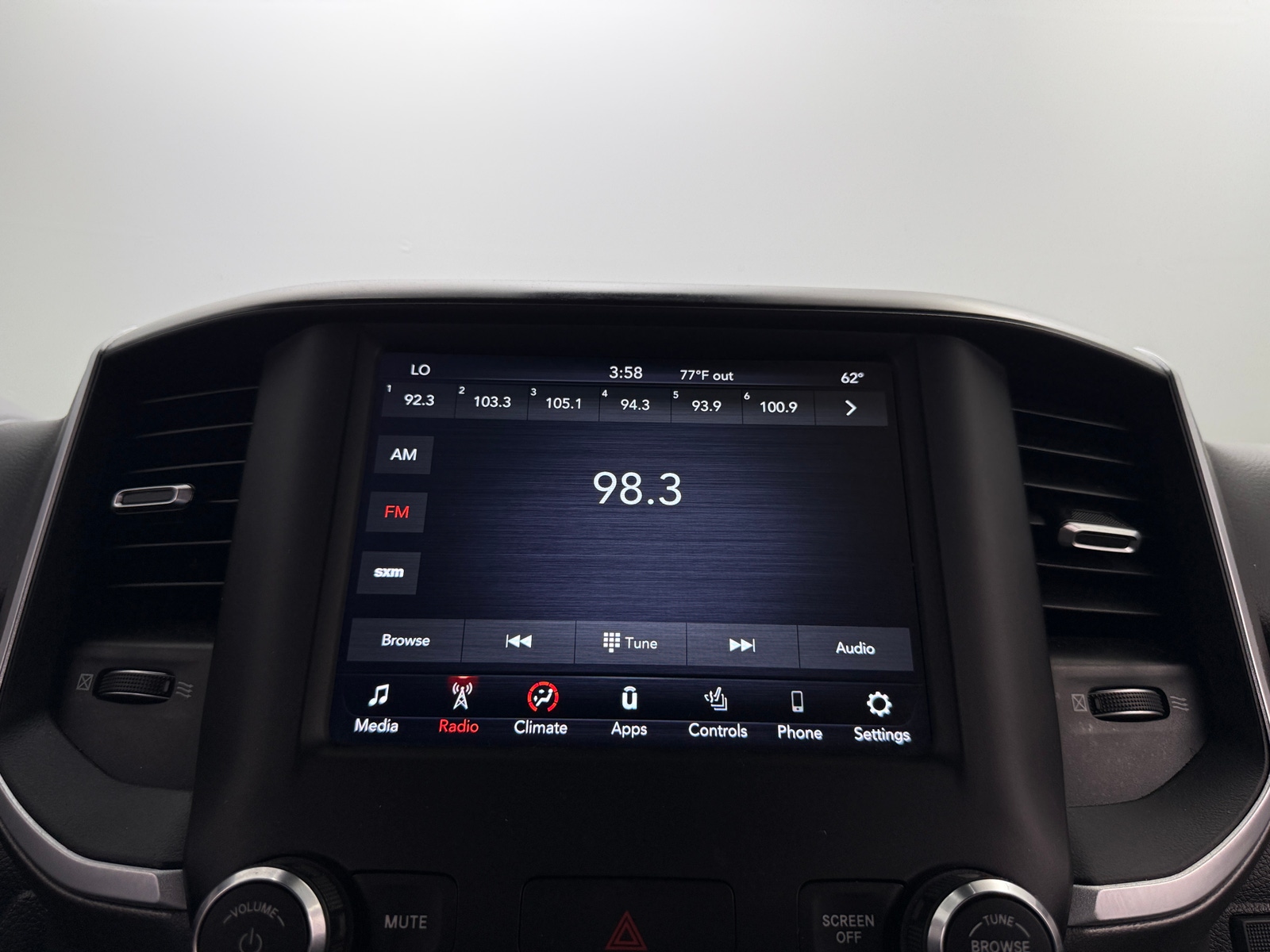 Thumbnail: 2020 RAM 1500 - 4