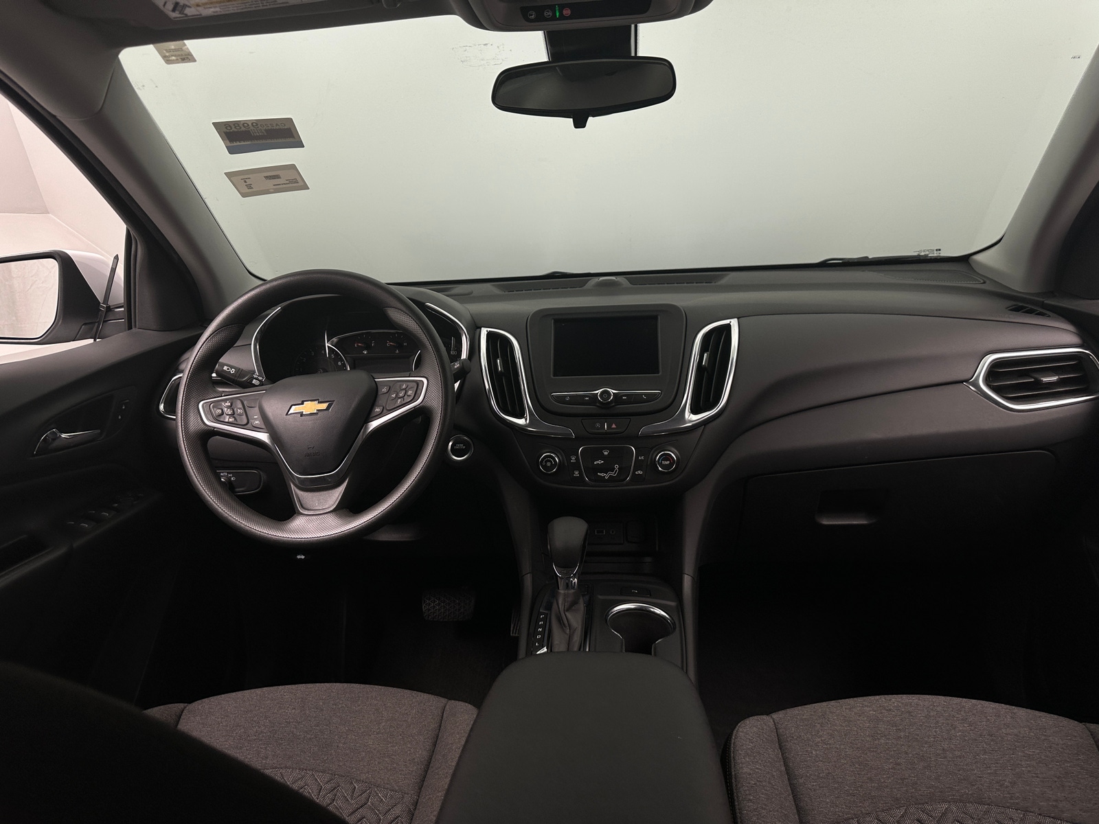 Thumbnail: 2023 Chevrolet Equinox - 3
