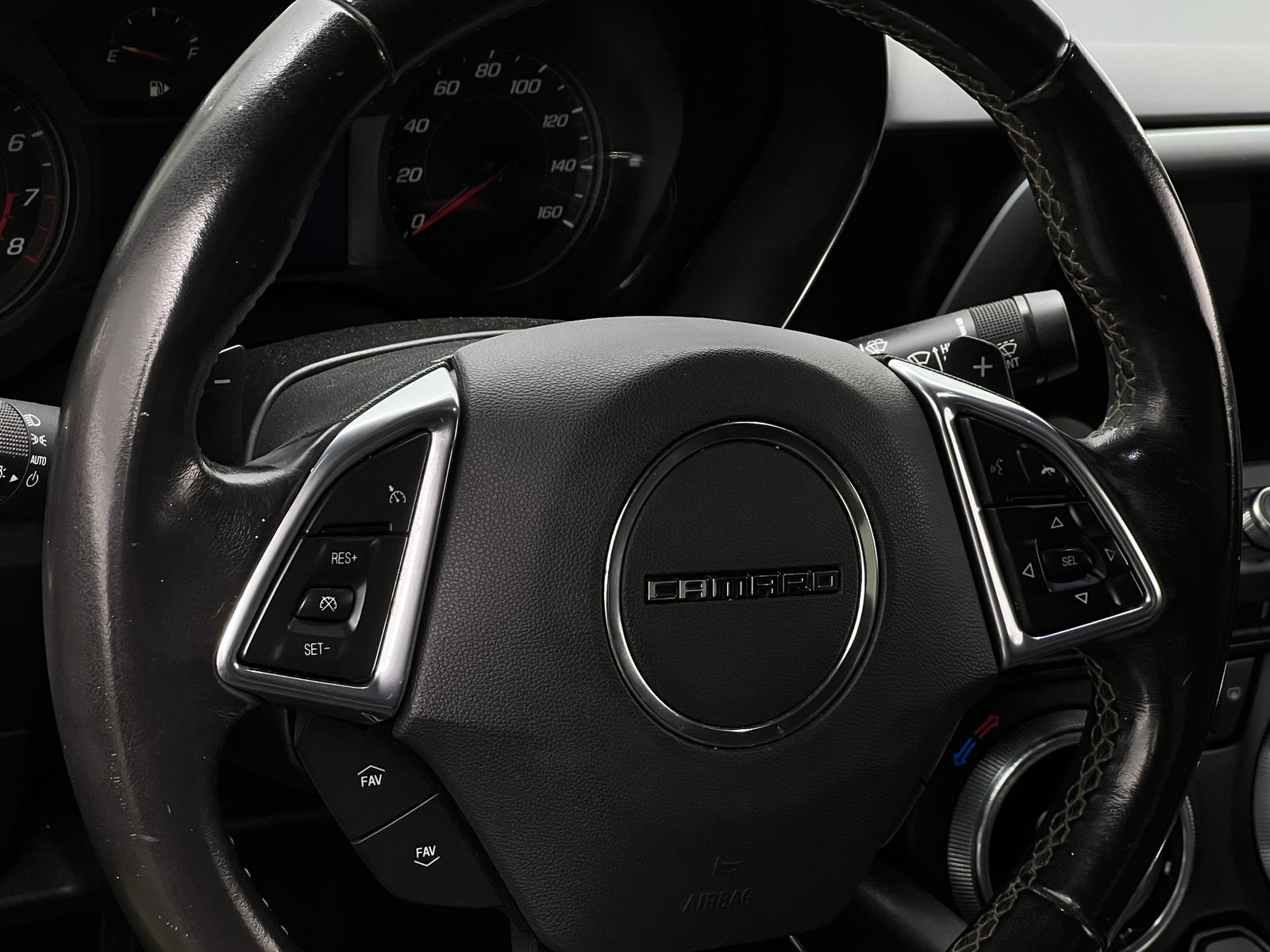 Thumbnail: 2019 Chevrolet Camaro - 4