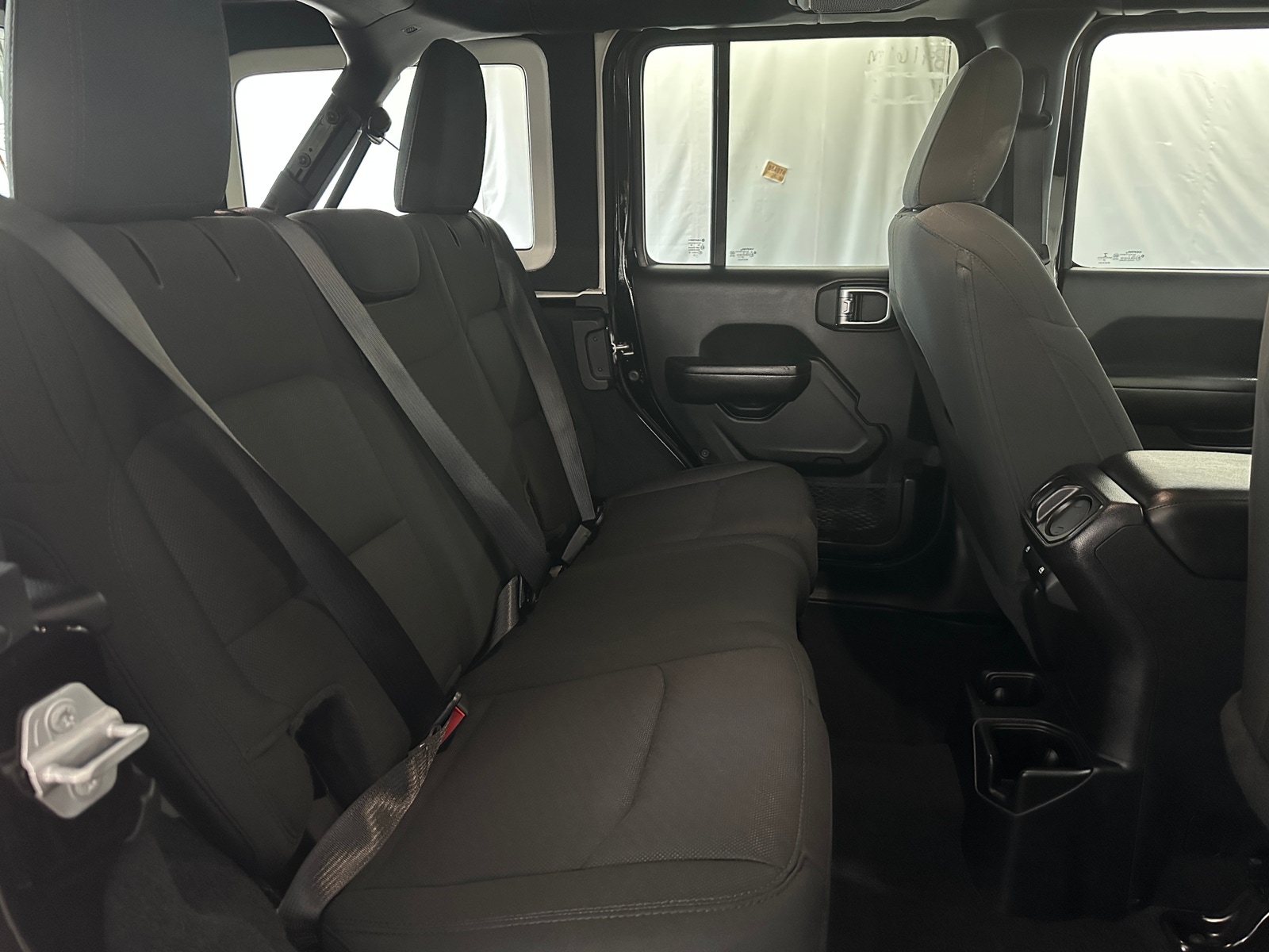 Thumbnail: 2020 Jeep Wrangler - 5