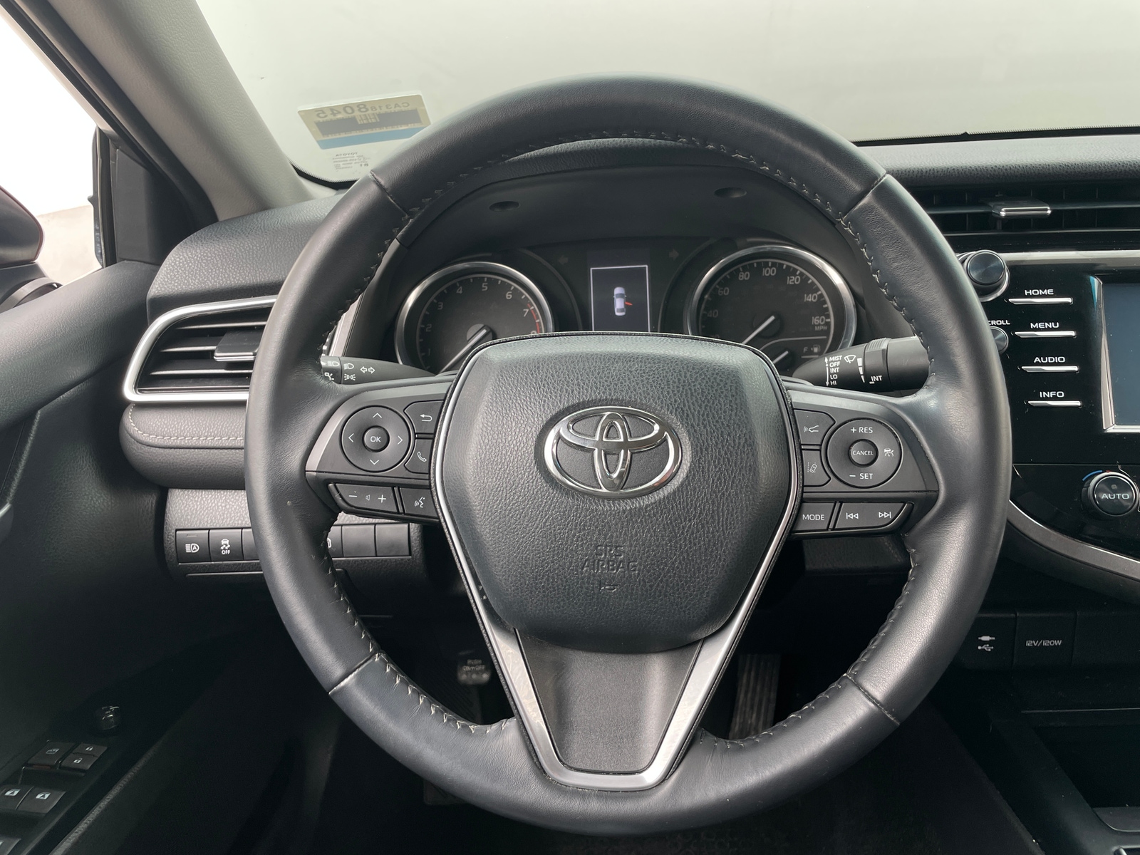 Thumbnail: 2018 Toyota Camry - 5