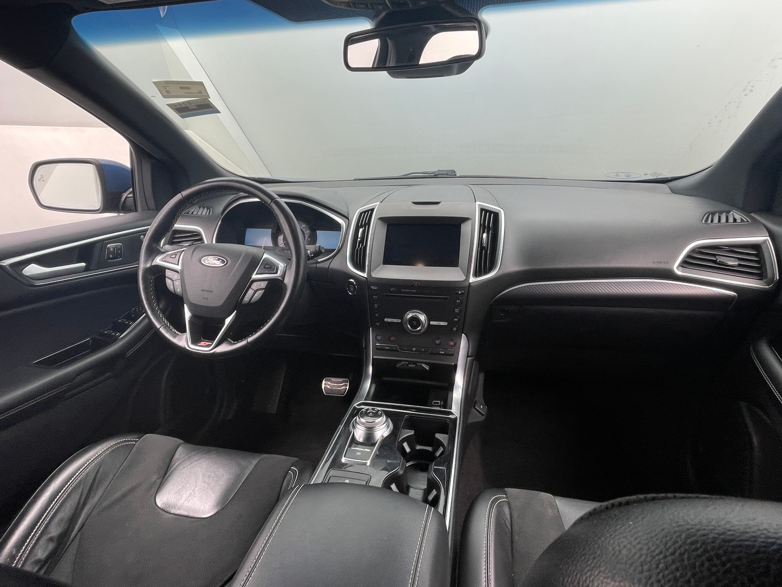 Thumbnail: 2019 Ford Edge - 2