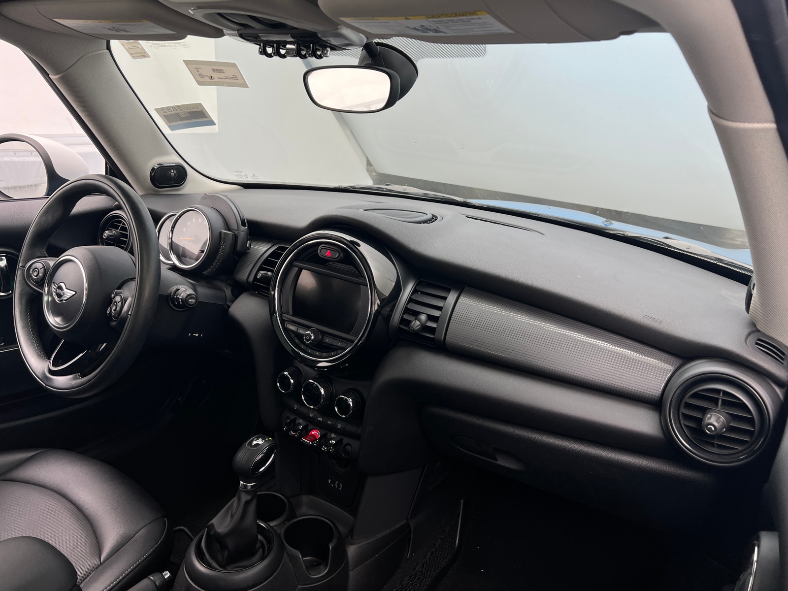 Thumbnail: 2017 MINI Cooper Hardtop - 2