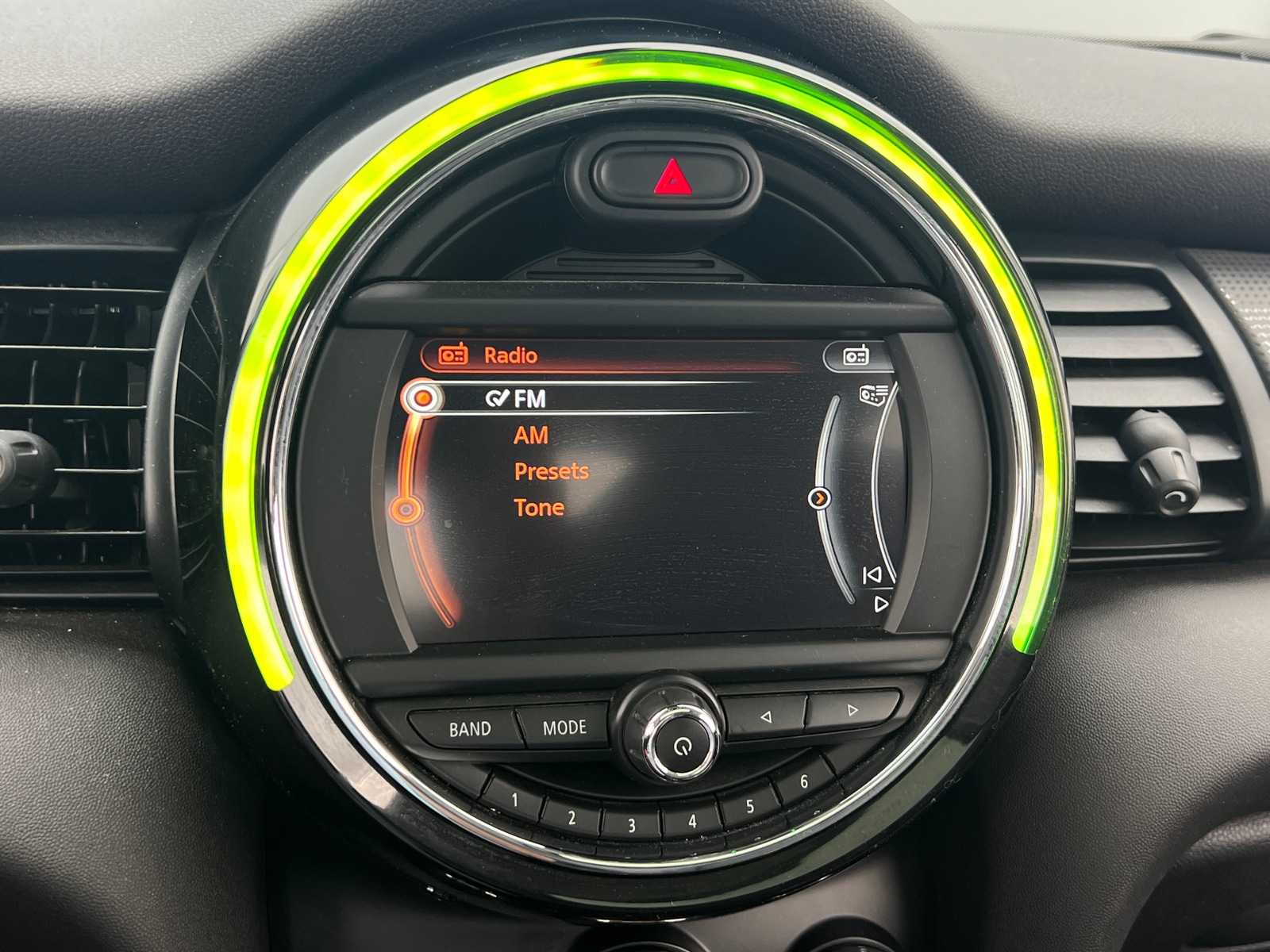 Thumbnail: 2017 MINI Cooper Hardtop - 3