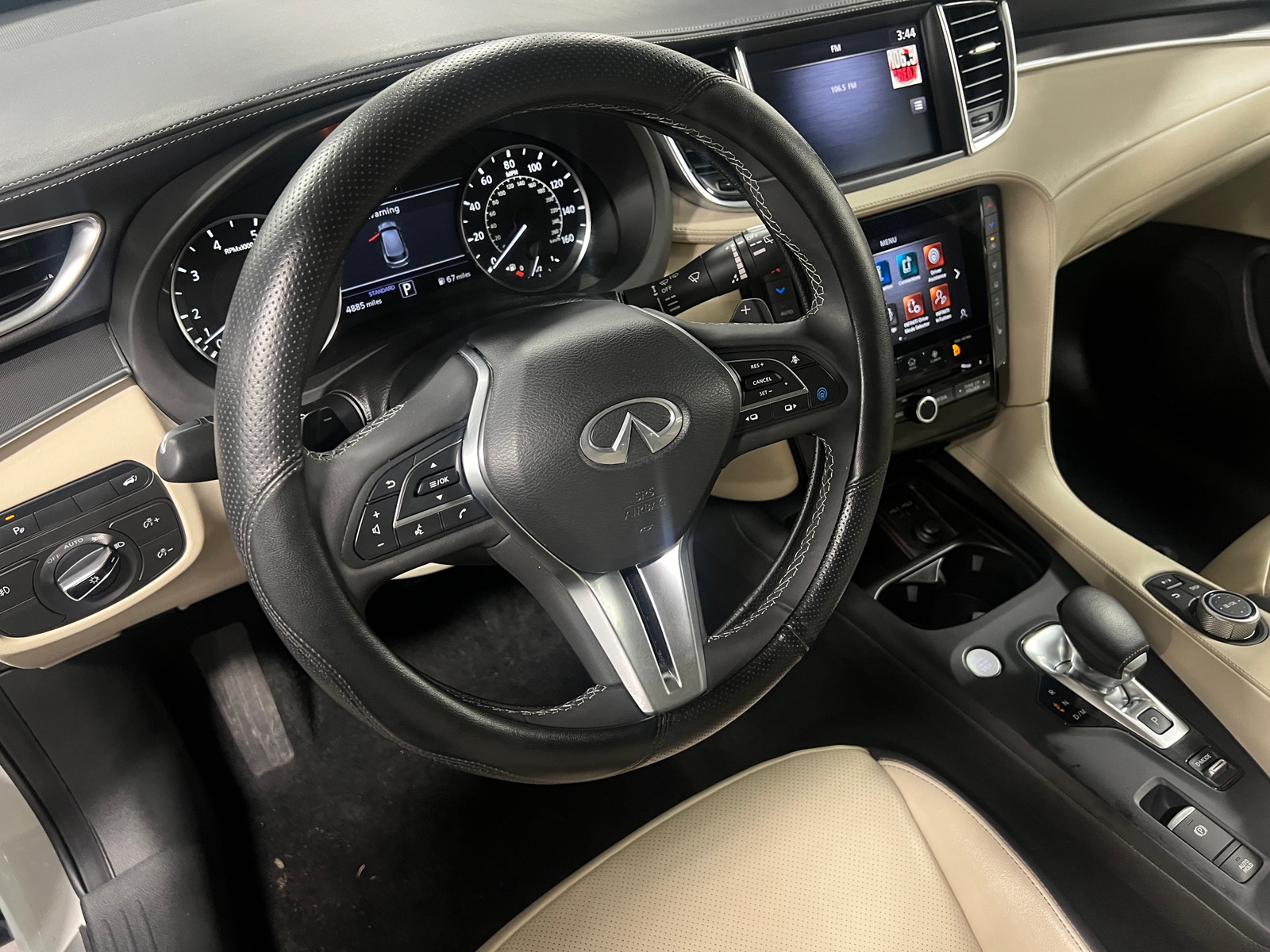 Thumbnail: 2022 INFINITI QX50 - 4