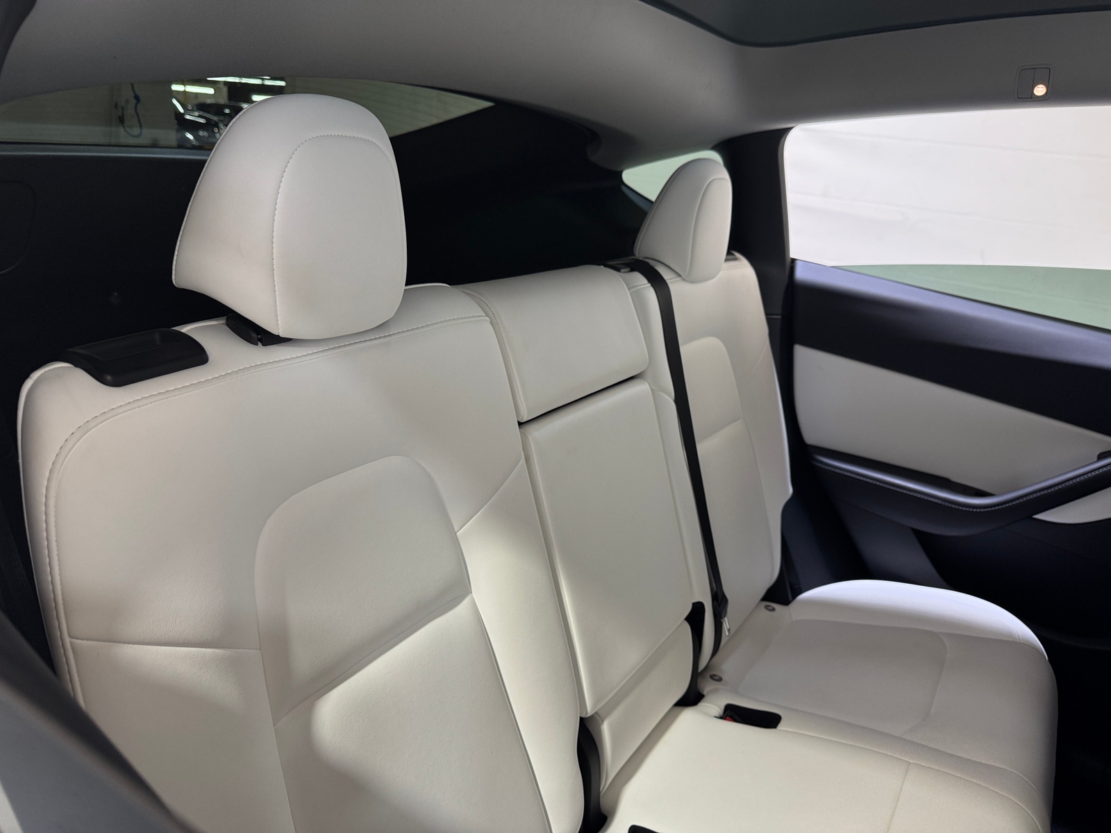 Thumbnail: 2022 Tesla Model Y - 5