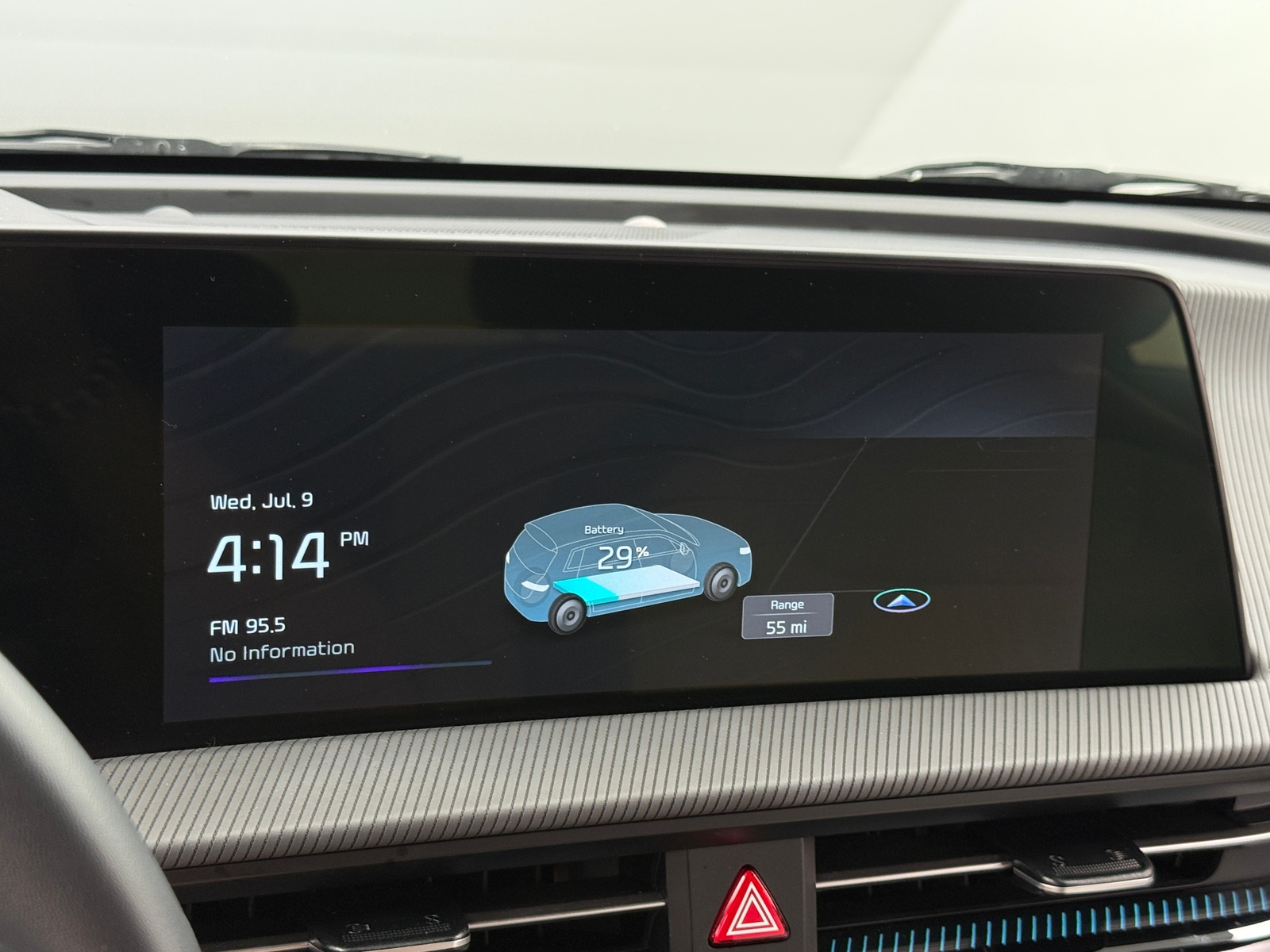 Thumbnail: 2022 Kia EV6 - 3