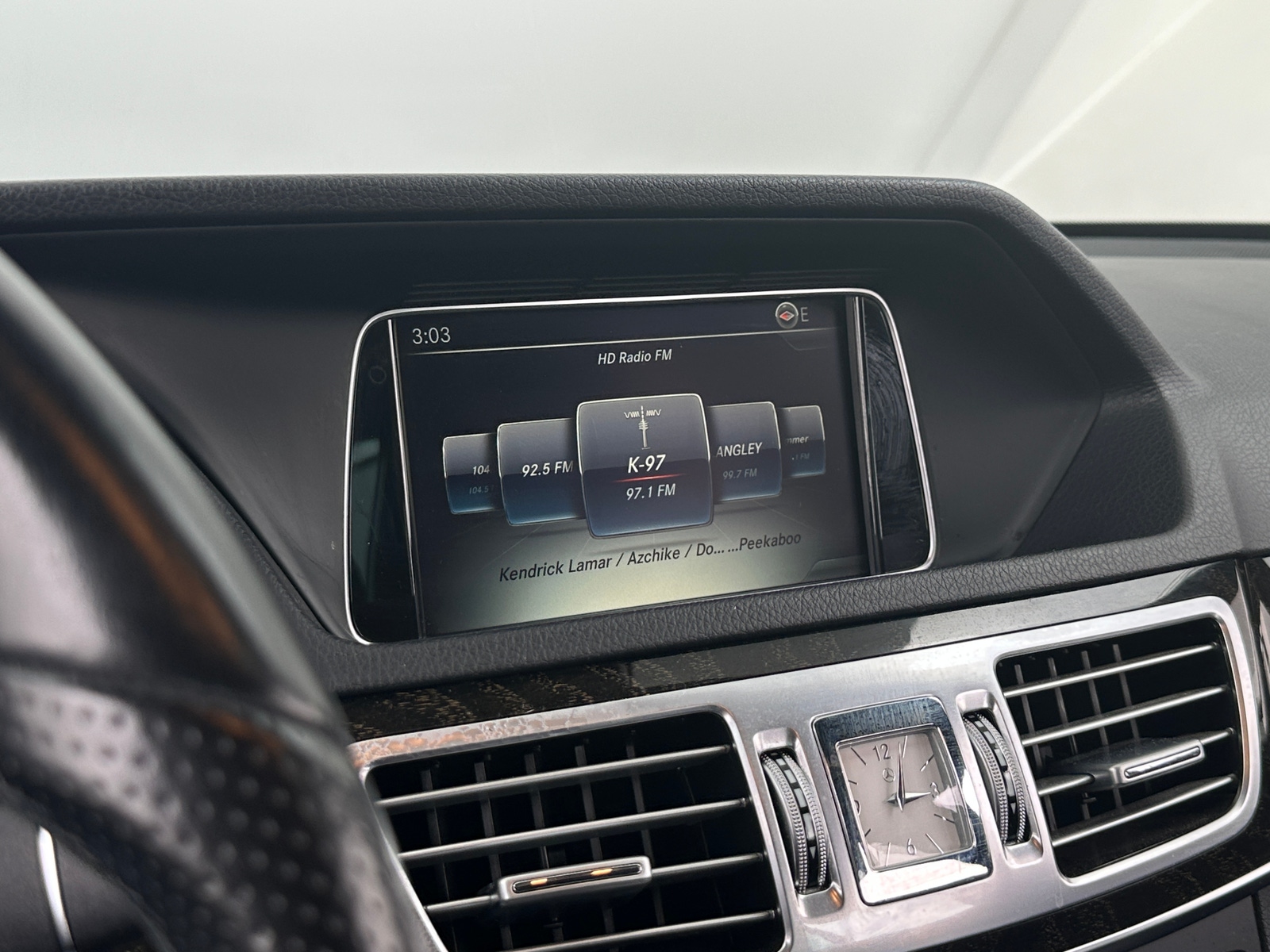 Thumbnail: 2016 Mercedes-Benz E-Class - 3
