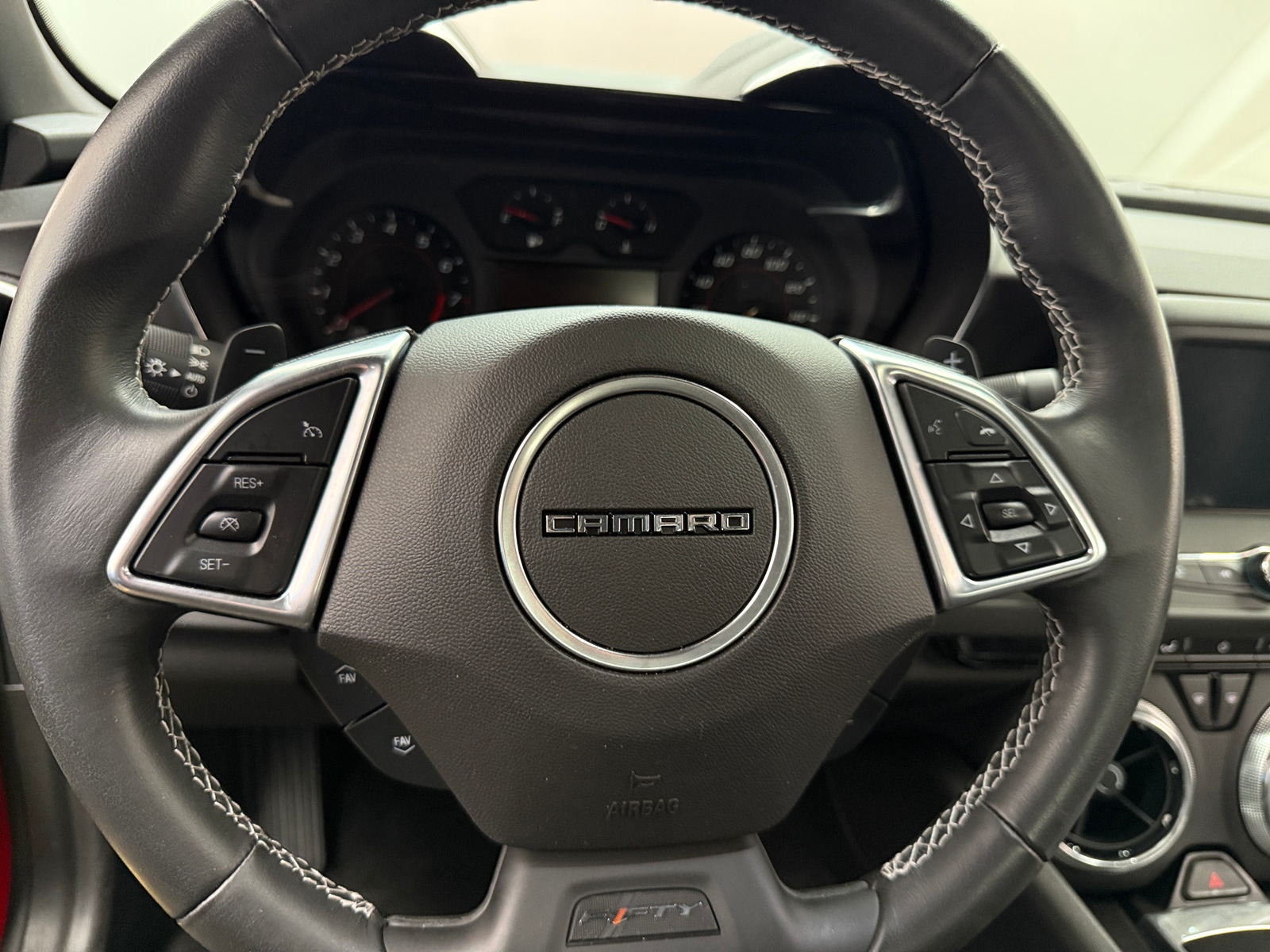 Thumbnail: 2017 Chevrolet Camaro - 4
