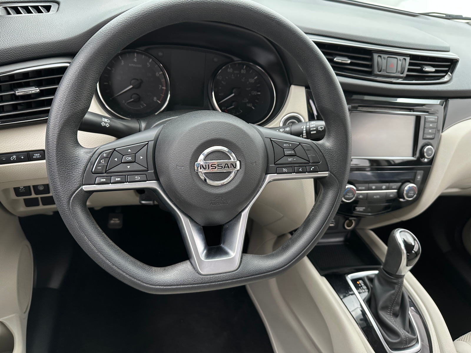 Thumbnail: 2019 Nissan Rogue Sport - 5
