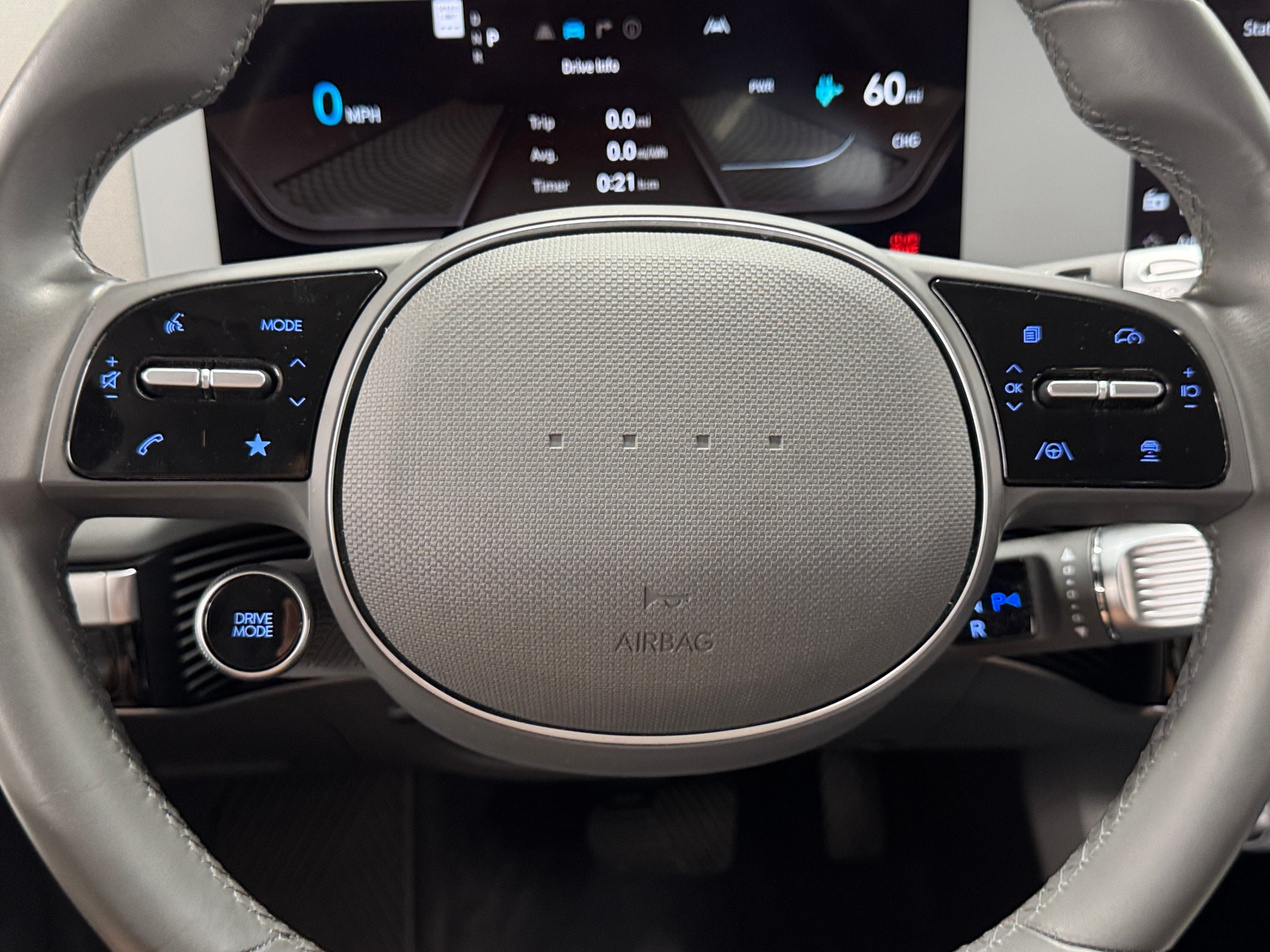 Thumbnail: 2022 Hyundai Ioniq 5 - 5