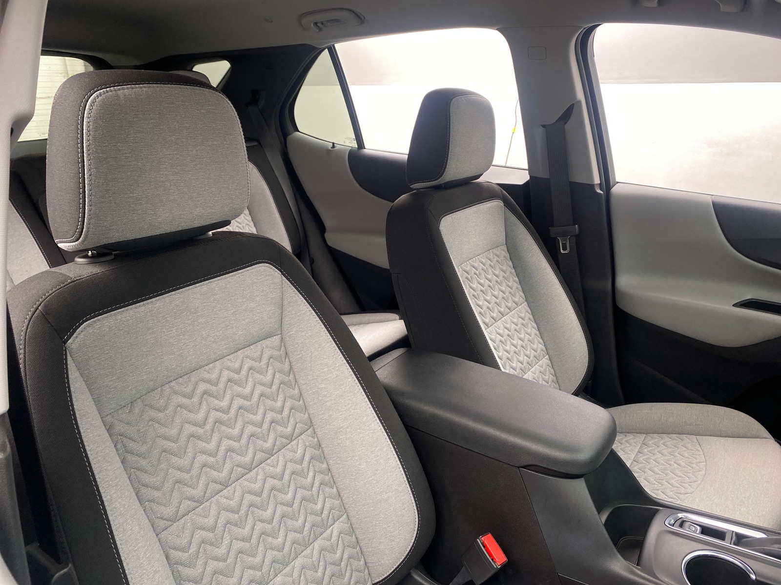 Thumbnail: 2022 Chevrolet Equinox - 2