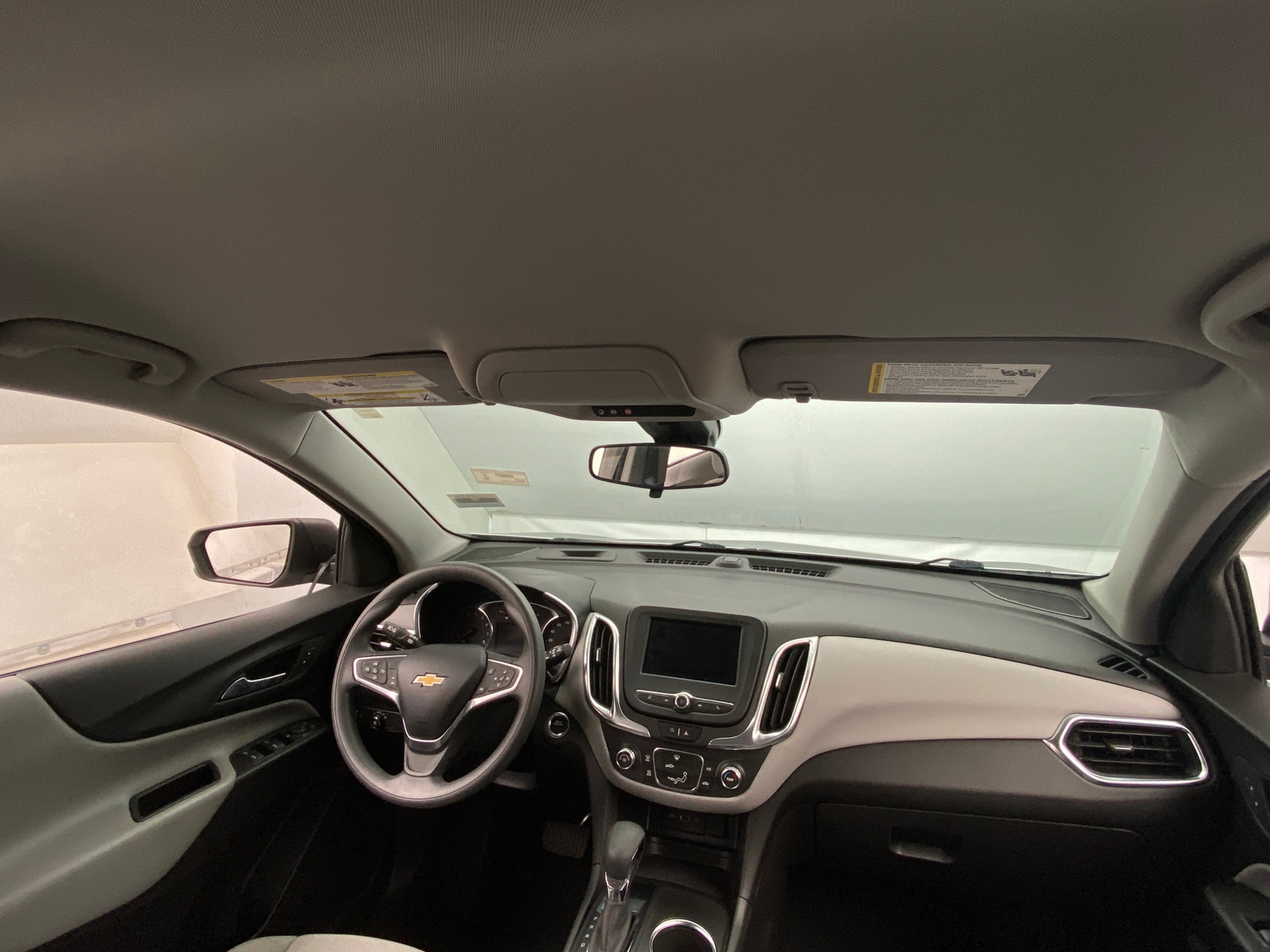Thumbnail: 2022 Chevrolet Equinox - 3