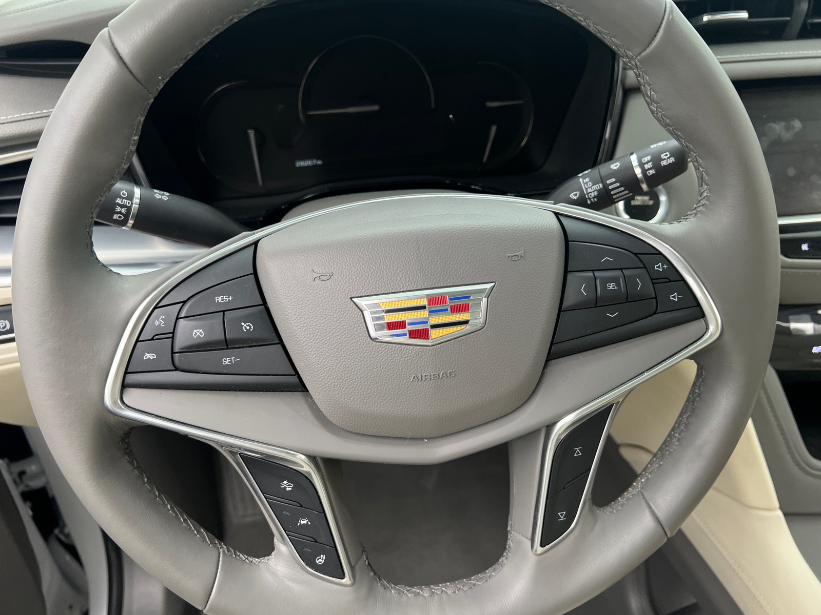 Thumbnail: 2018 Cadillac XT5 - 4