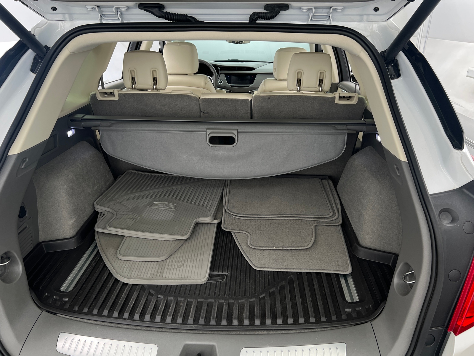 Thumbnail: 2018 Cadillac XT5 - 6