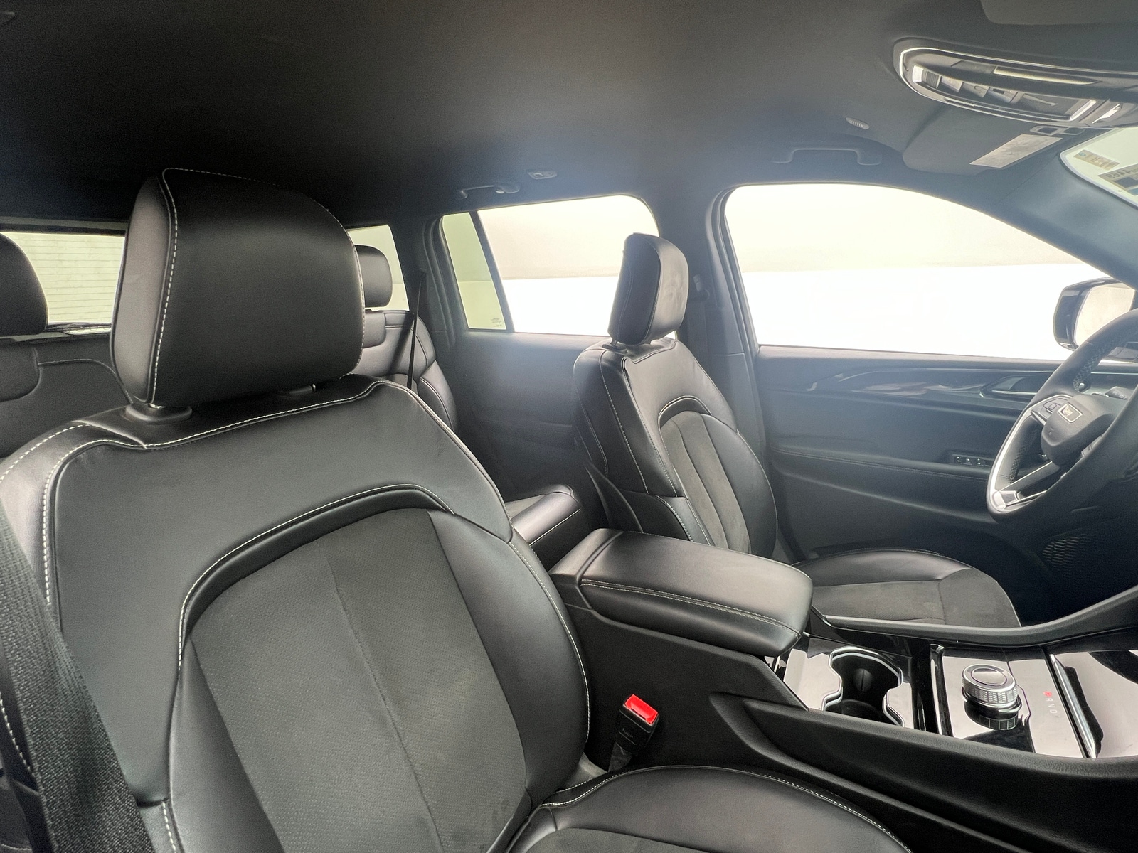 Thumbnail: 2023 Jeep Grand Cherokee - 2