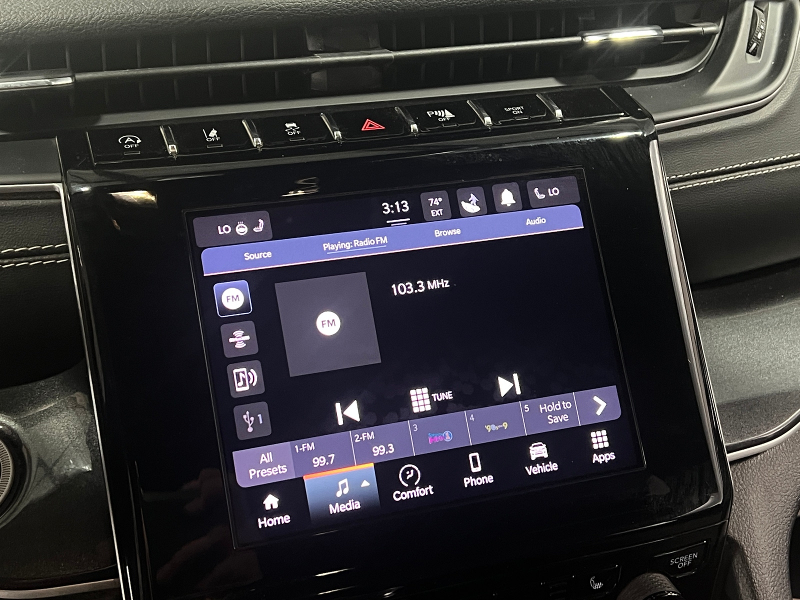 Thumbnail: 2023 Jeep Grand Cherokee - 4