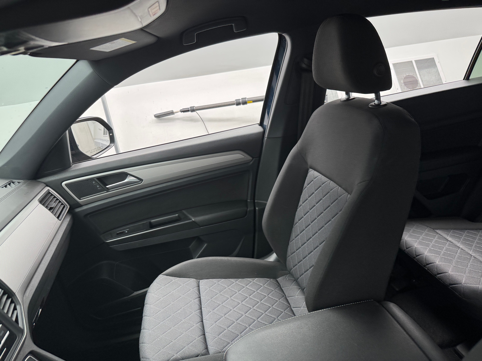 Thumbnail: 2020 Volkswagen Atlas - 2
