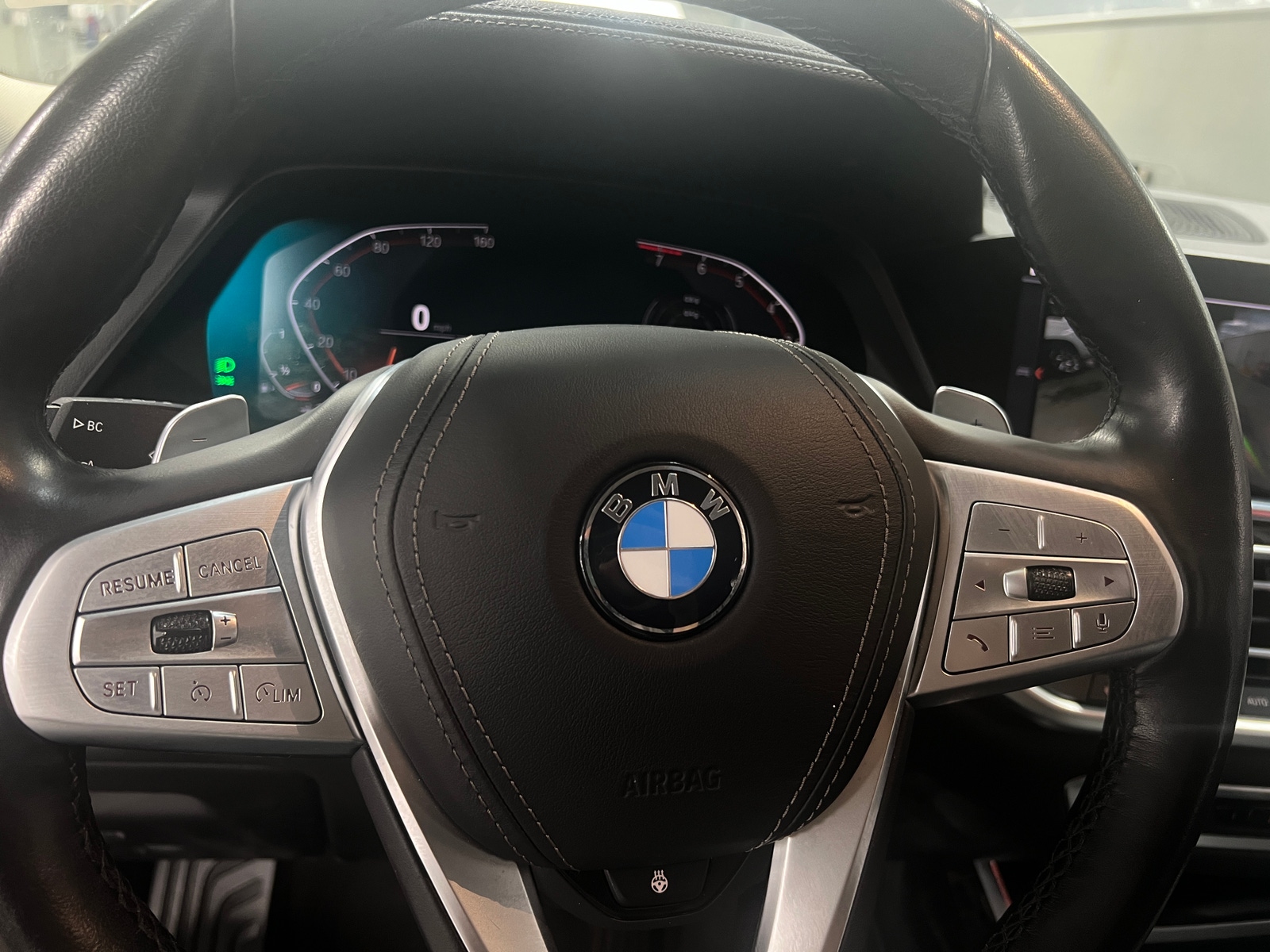 Thumbnail: 2019 BMW X7 - 4