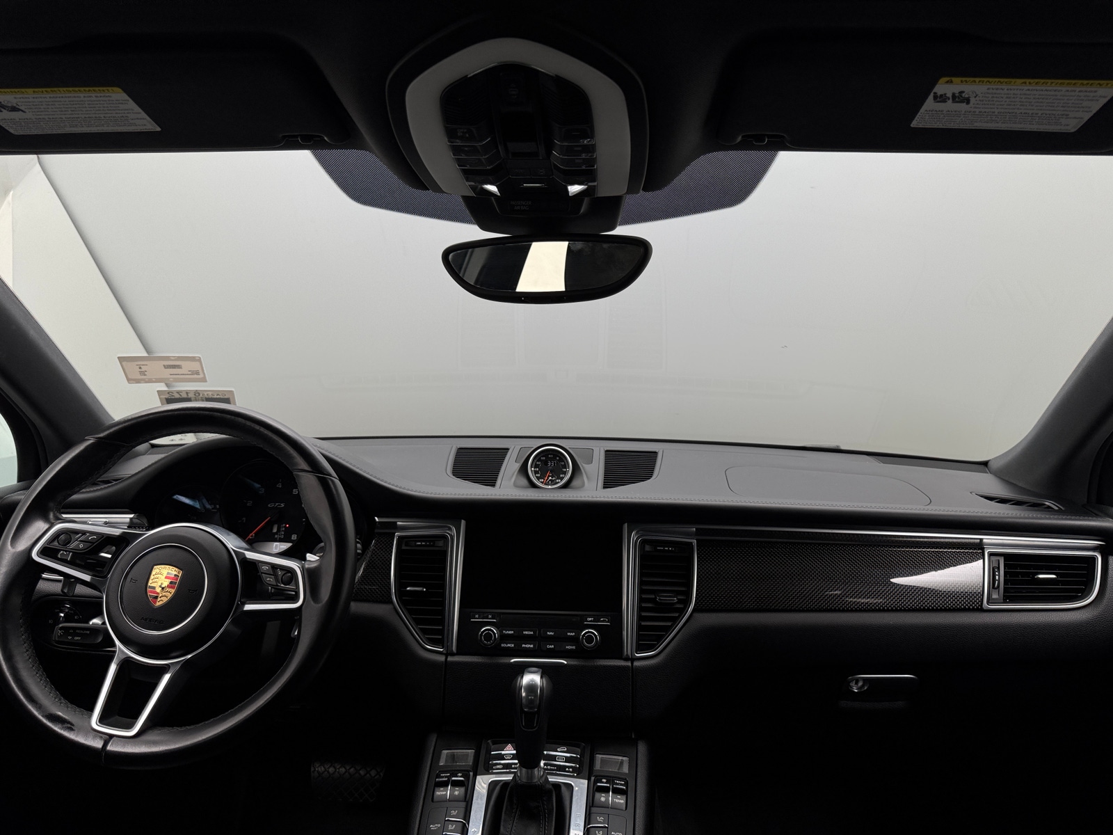 Thumbnail: 2017 Porsche Macan - 2