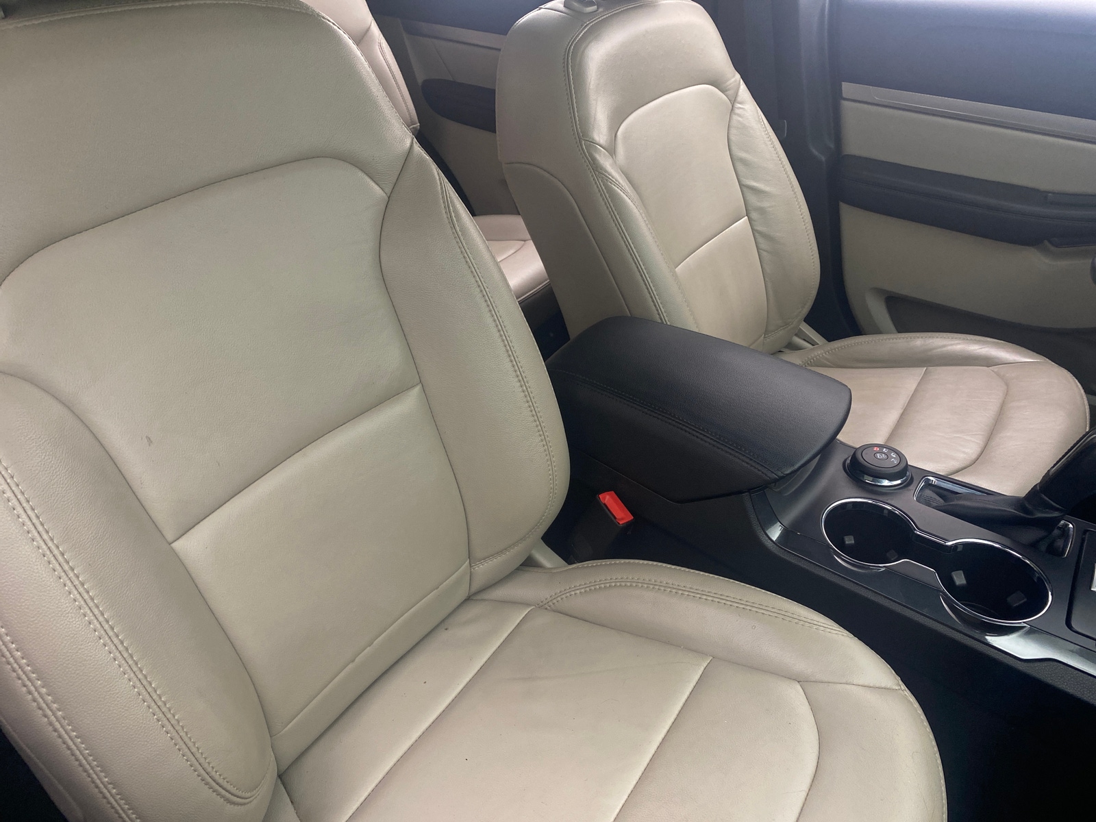 Thumbnail: 2018 Ford Explorer - 2